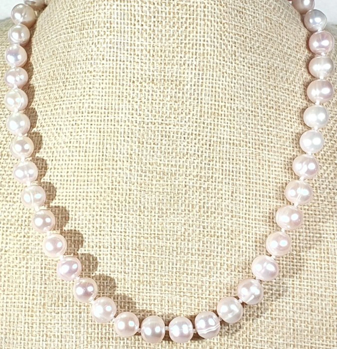 Natural pink freshwater pearls - Symbol of purity - 925...