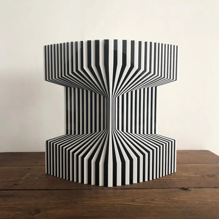 Gio Schiano - LIMITED EDITION - Atomium