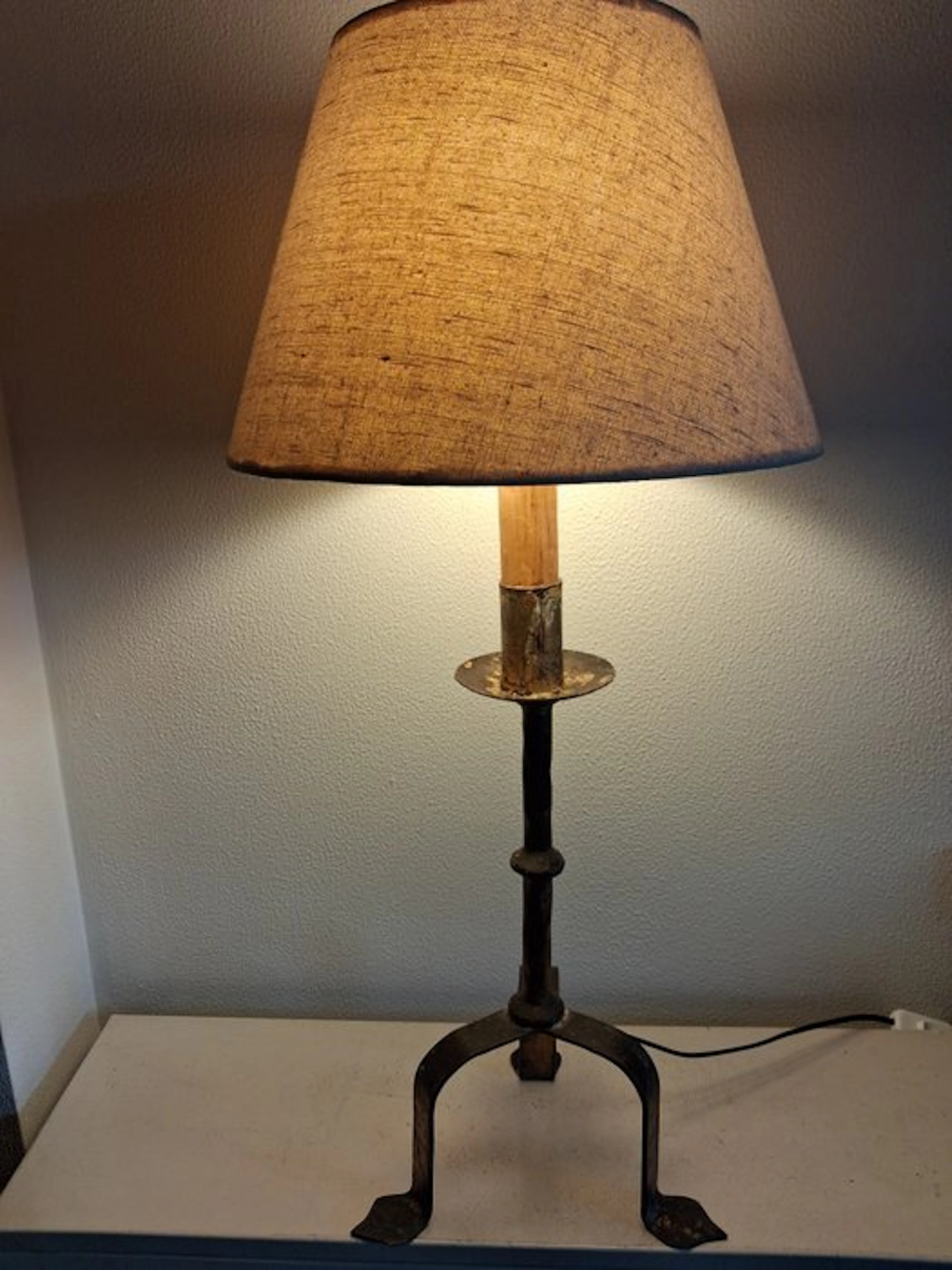 Table lamp - Iron, Gold Bread - Neoclassical-style lamp