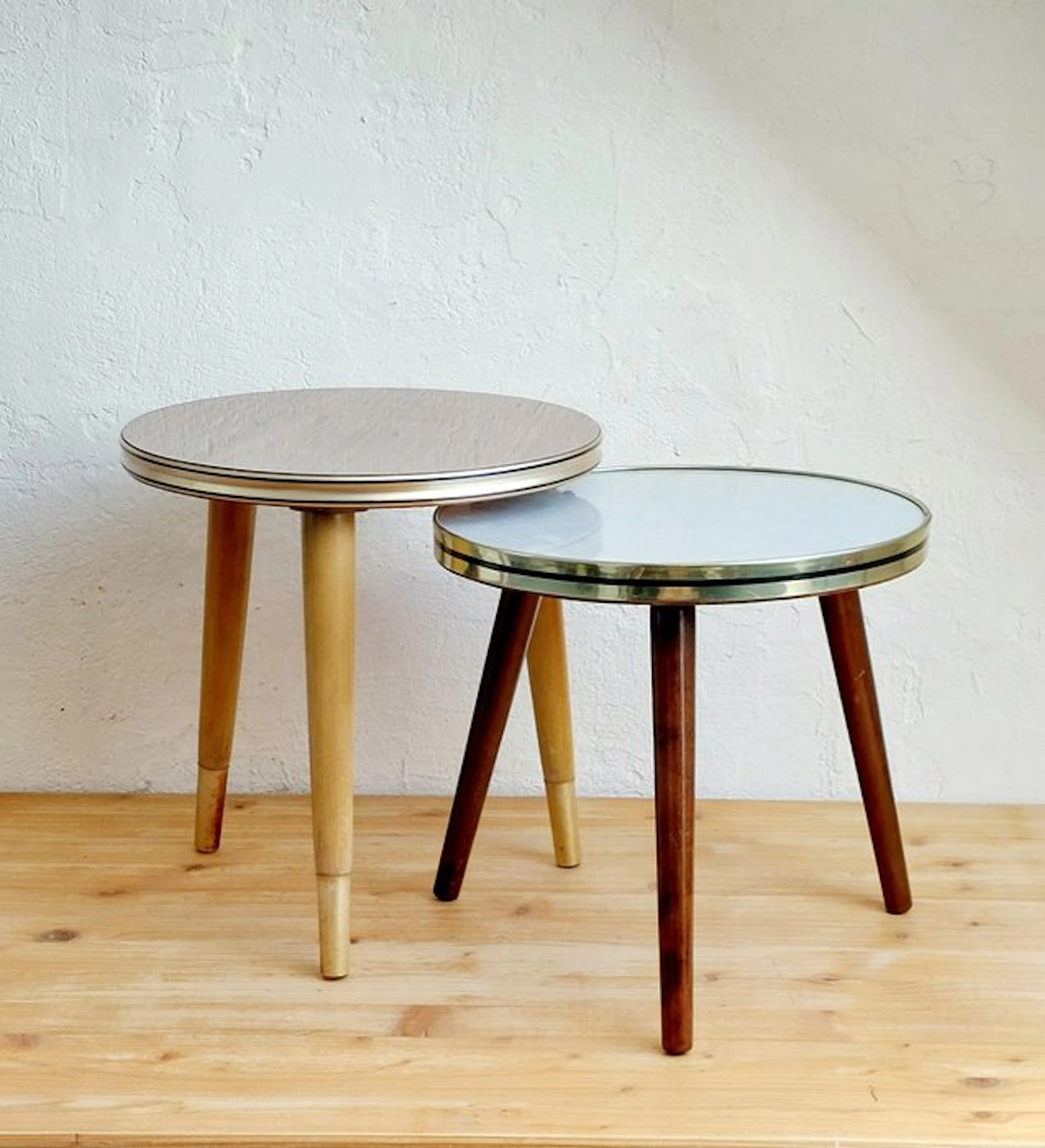 Nesting tables - Wood, ant - Two plant stands