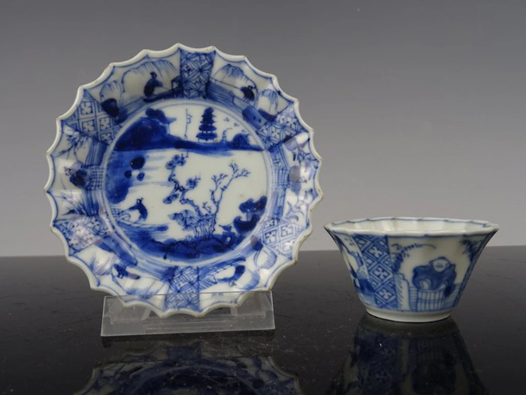 Cup and saucer - Porcelain - Kangxi (1662–1722)