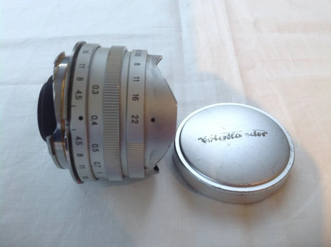 Voigtländer 15mm F4.5 ASPHERICAL Wide angle lens