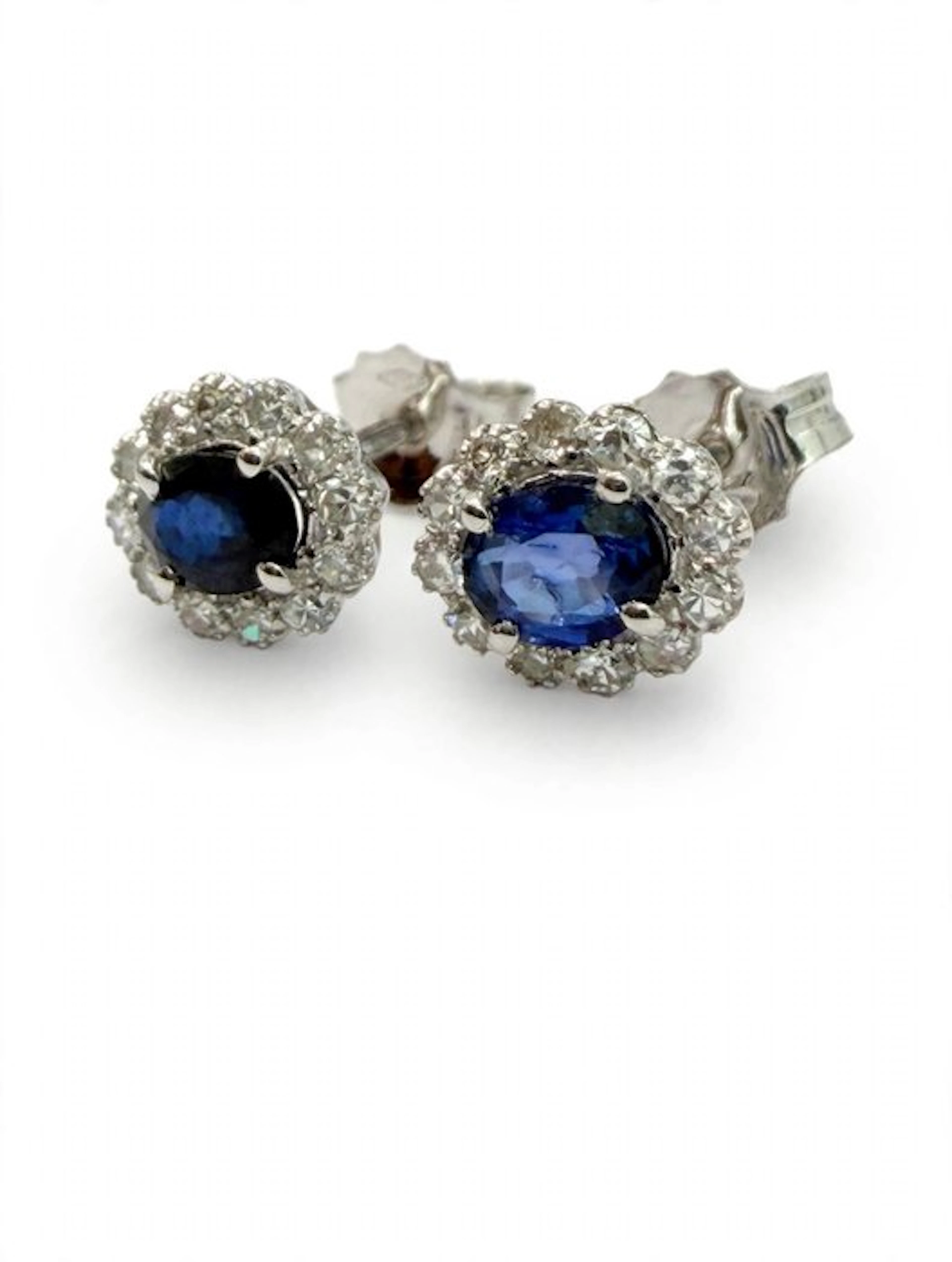 No reserve price - Earrings - 18 kt. White gold - 1.20ct. tw. Sapphire