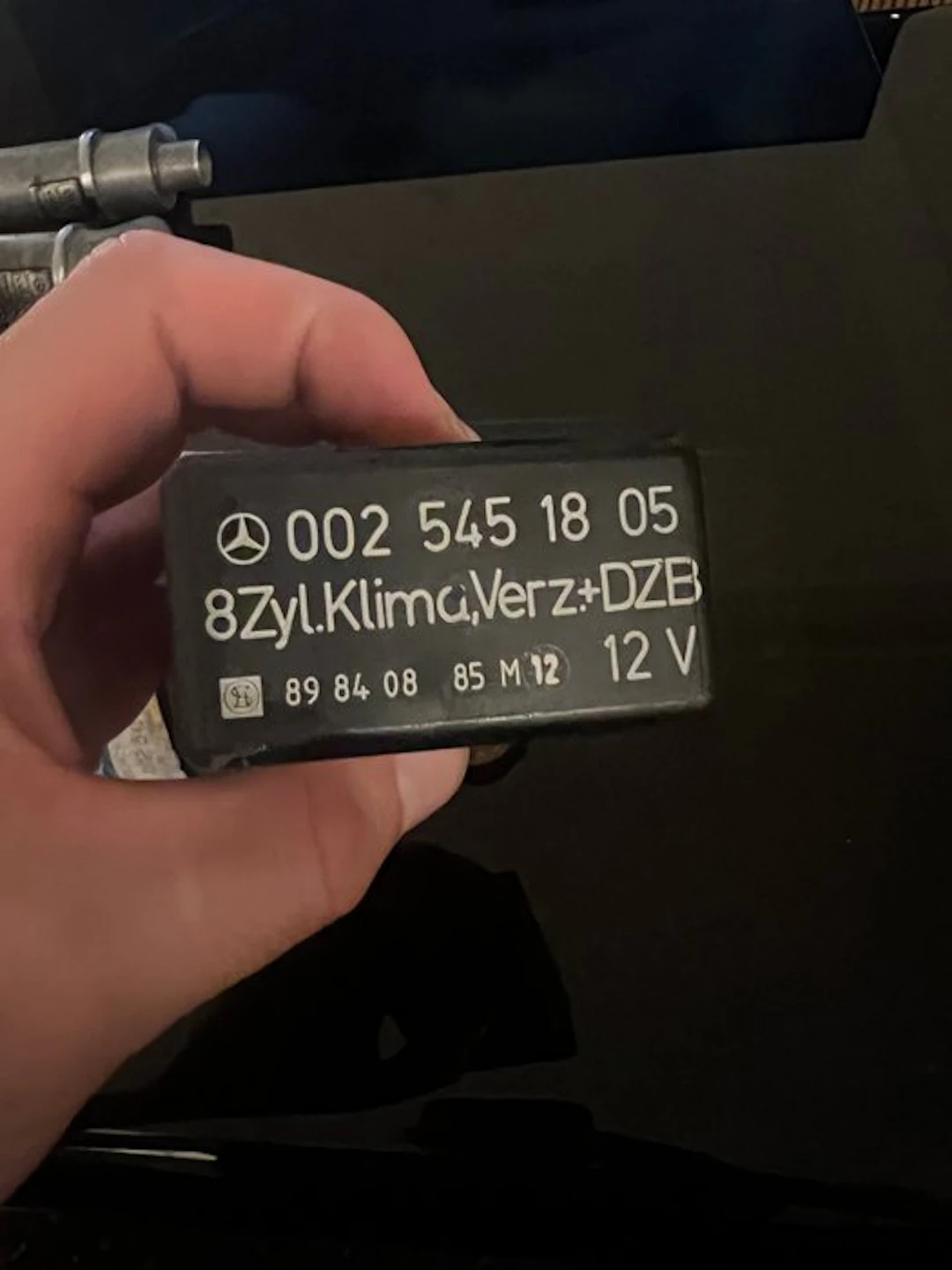 Car part - Mercedes-Benz