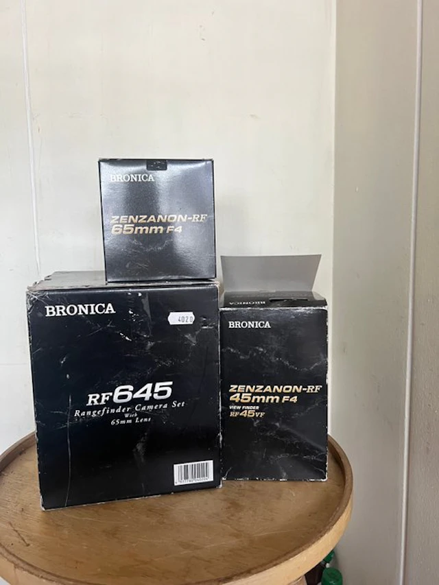 Bronica RF645 + Zenzanon-RF 45/4 + Zenzanon RF 65/4 Analogue camera