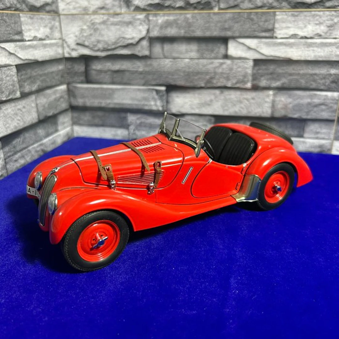Autoart 1:18 - Model car - AUTOart 1:18 BMW 328 Roadster...