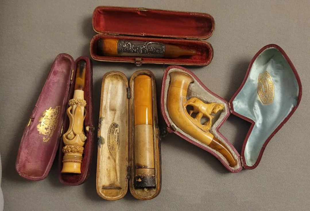 Cigarette holder (4) - (Meerschaum & Bernstein