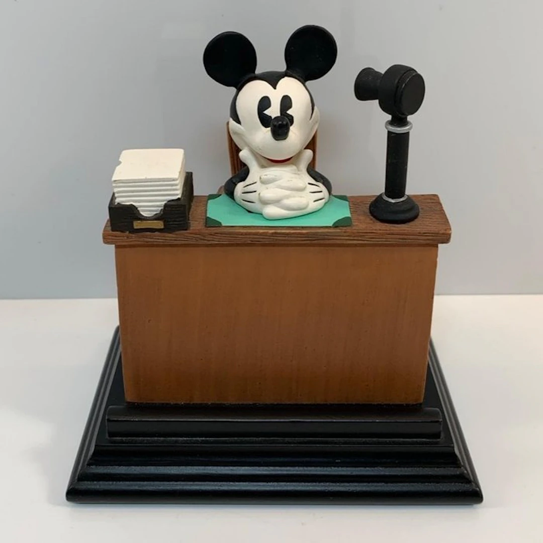 Disney - Figurine - Mickey au bureau - Walt Disney - Extremely rare - Resin