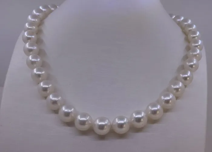 Necklace PSL Certified Round South Sea Pearls - 10.0x11.9mm