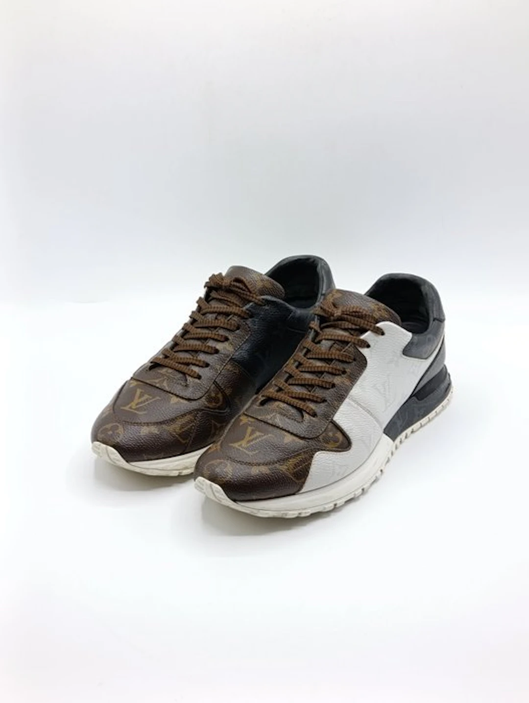 Louis Vuitton - RunAway - Low-top trainers - Size: EU 40