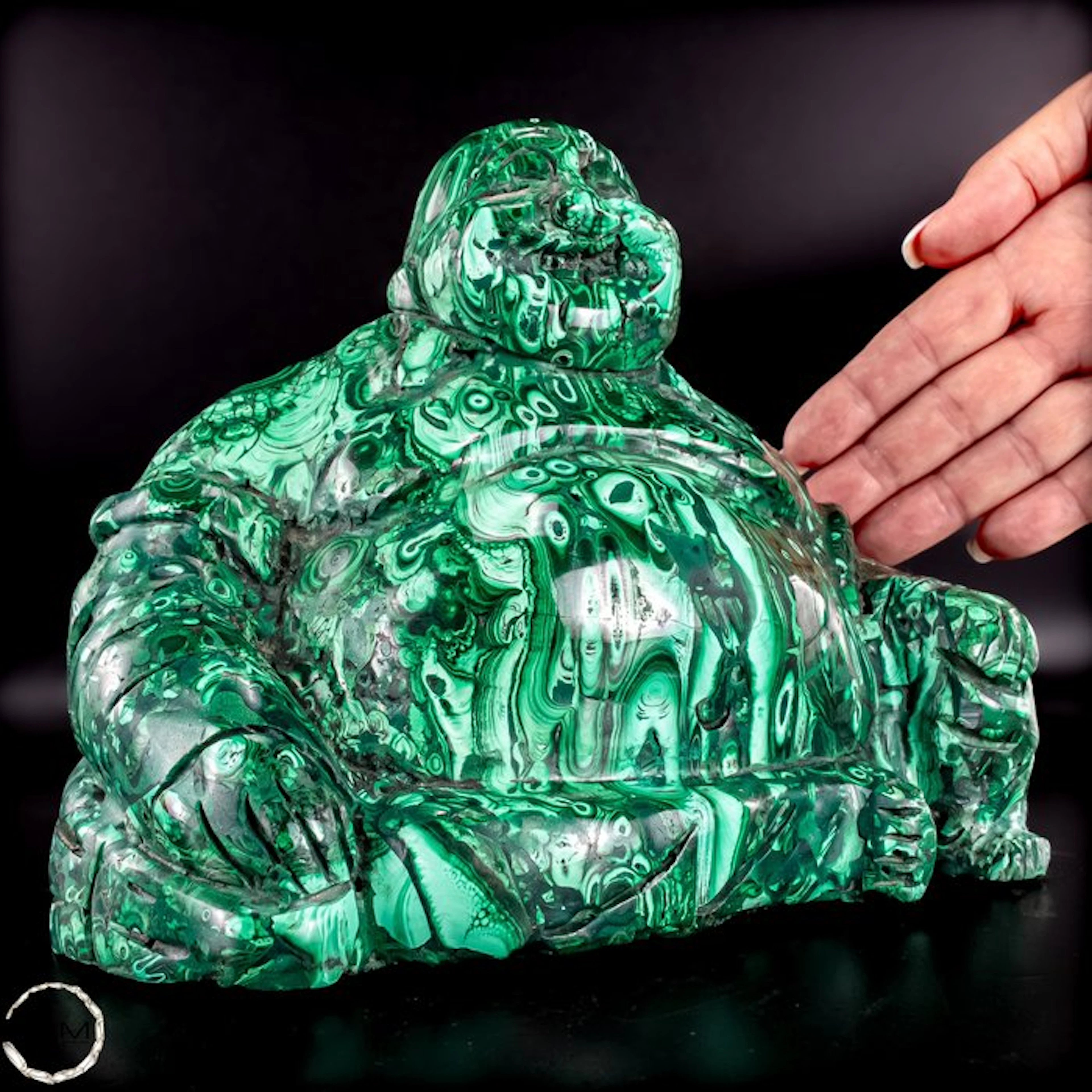 Natural malachite Buddha – Symbol for abundance