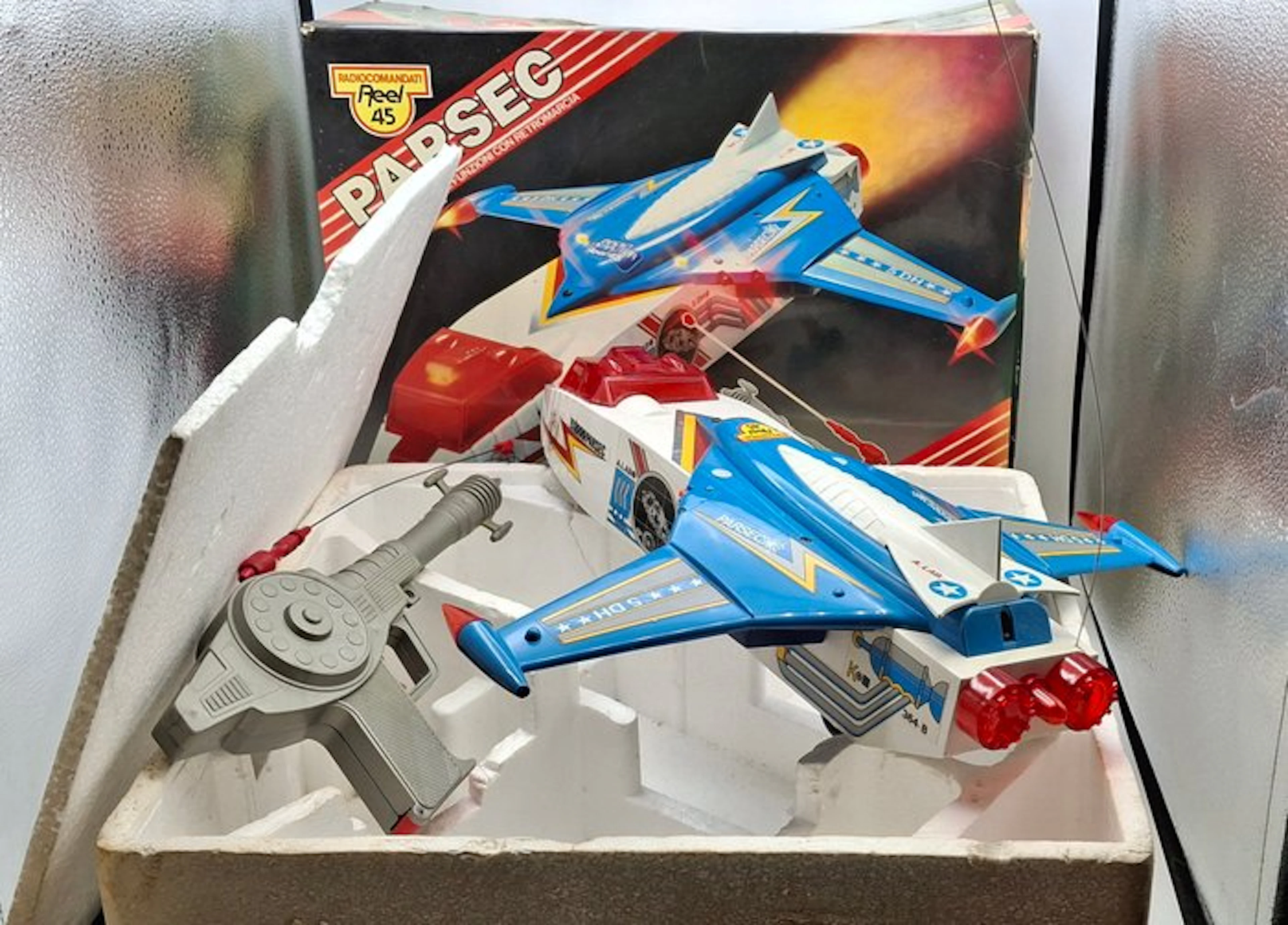 Reel - Toy vehicle Veicolo Spaziale Radiocomandato PARSEC...
