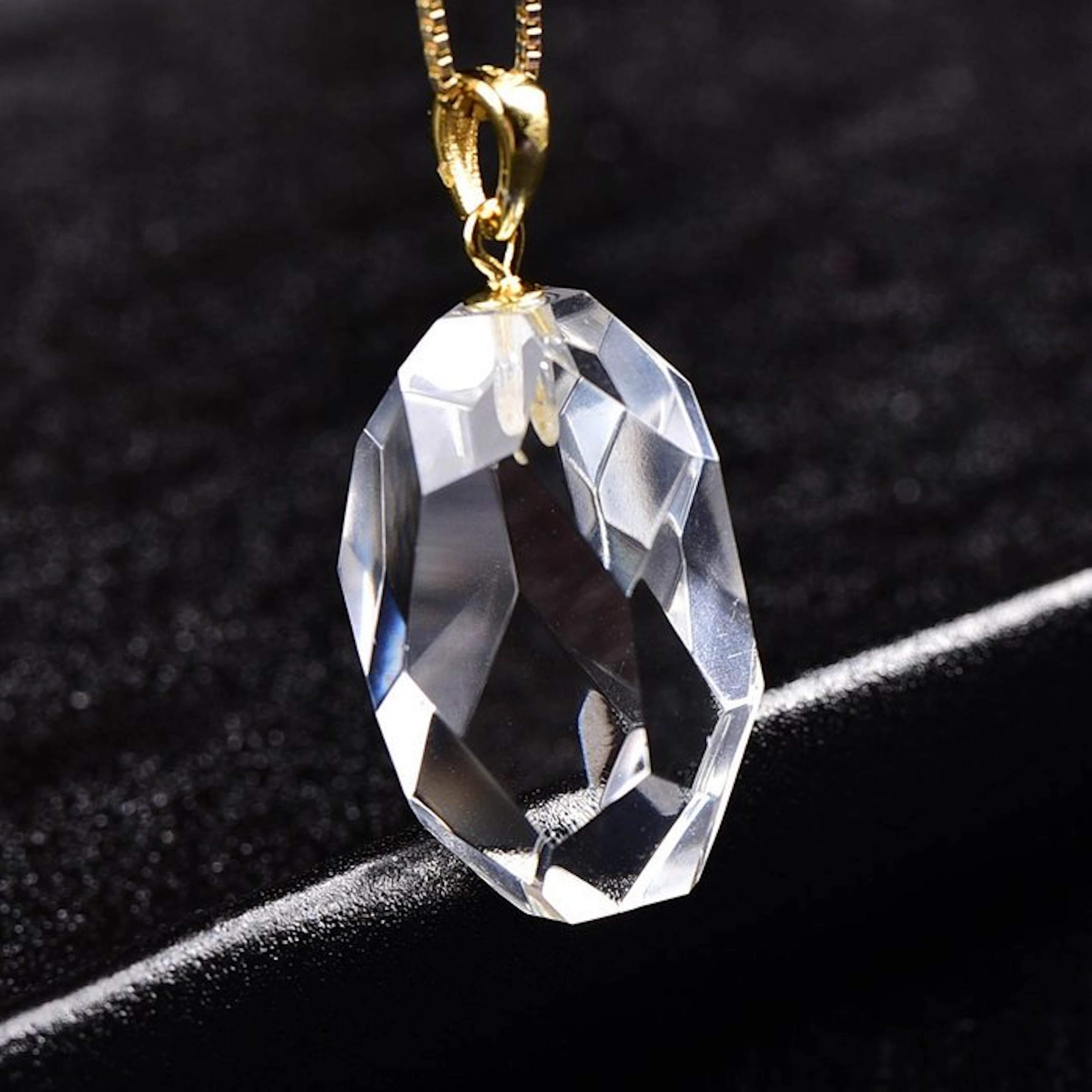 No Reserve - ALGT Certified - Large and Highly Exclusive...