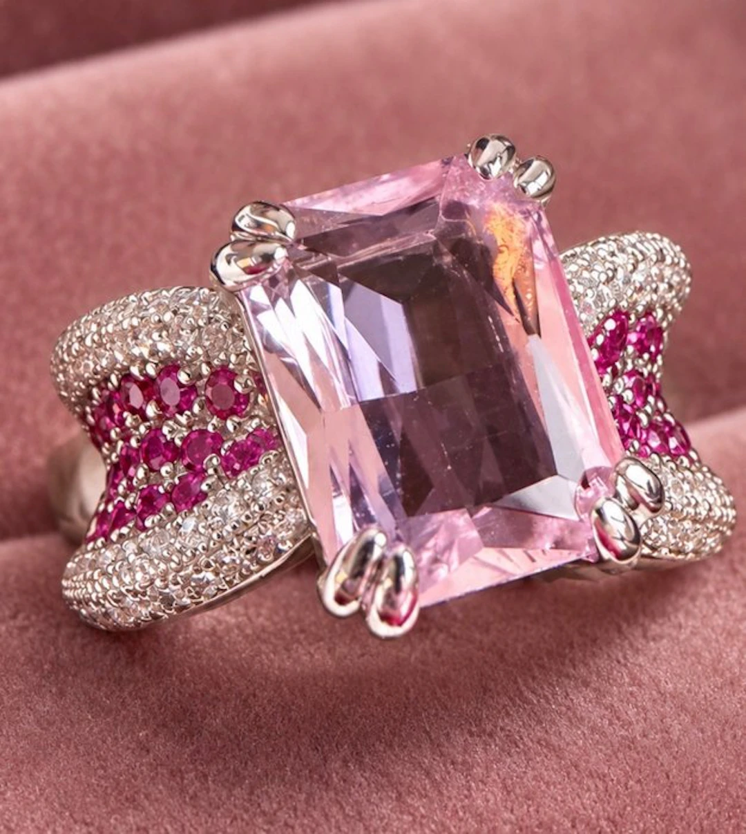 Elegant Kunzite Asymmetrical 925 silver Ring - Ring