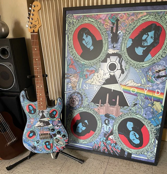Pink Floyd - Limited Edition Pink Floyd Tribute Fender...