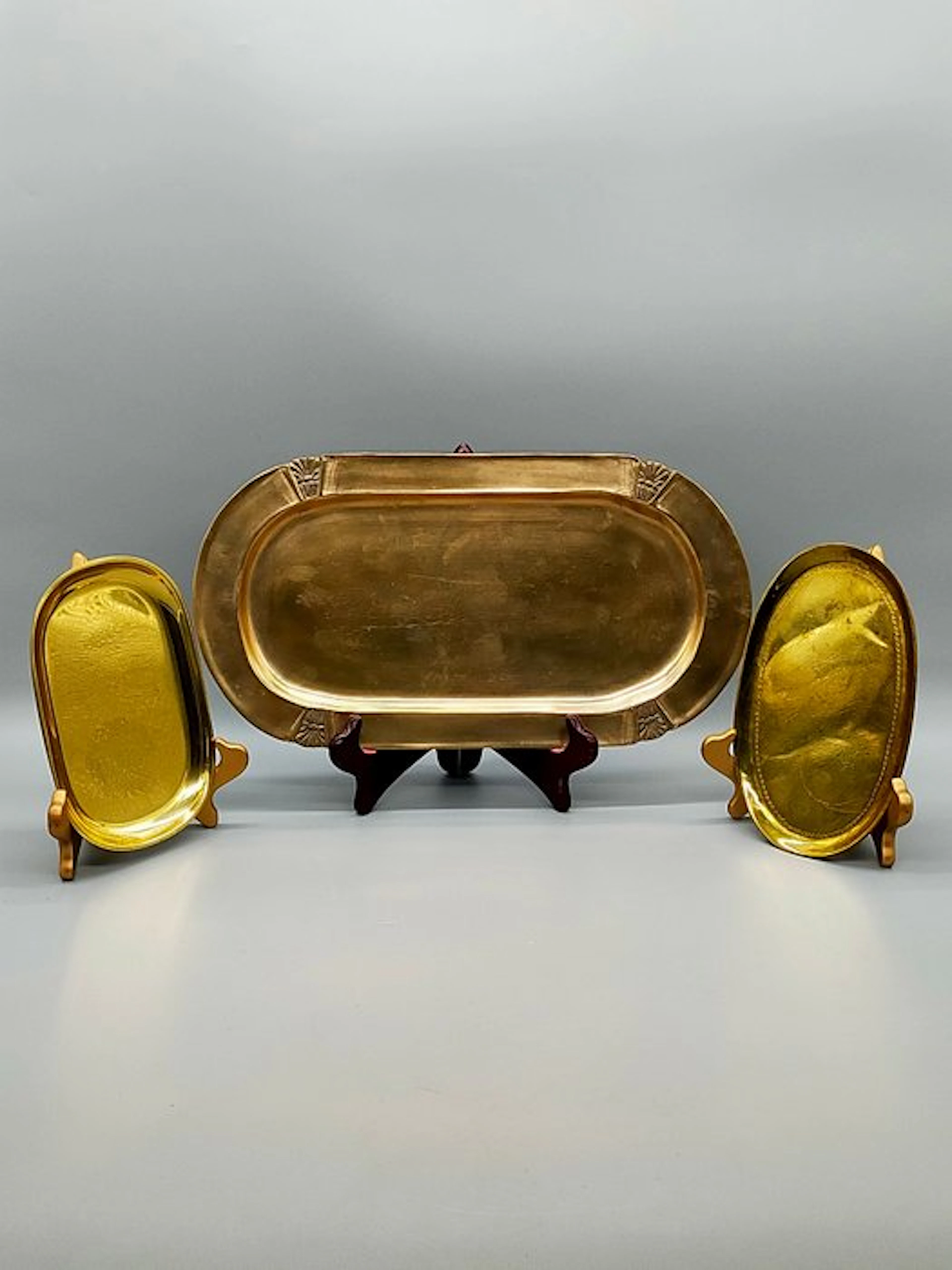 Platter - Brass - Three-piece serving tray set