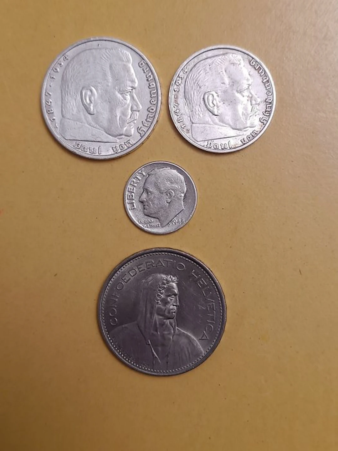 World. Collection of silver coins (No reserve price)