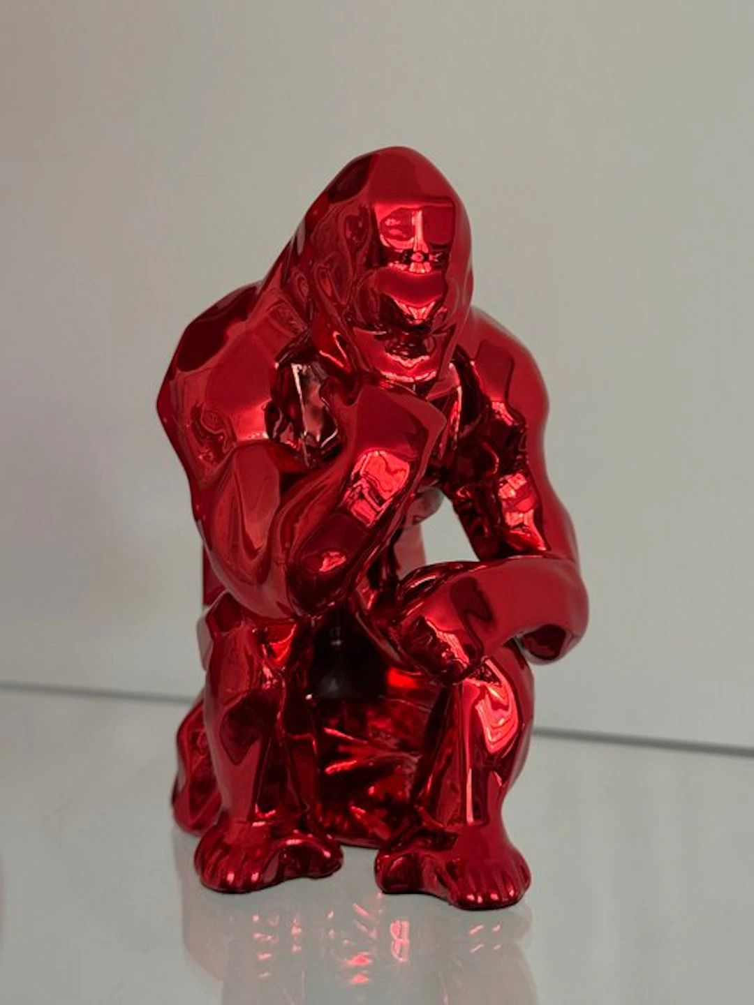 Richard Orlinski (1966) - Kong Penseur Spirit (Red Edition)