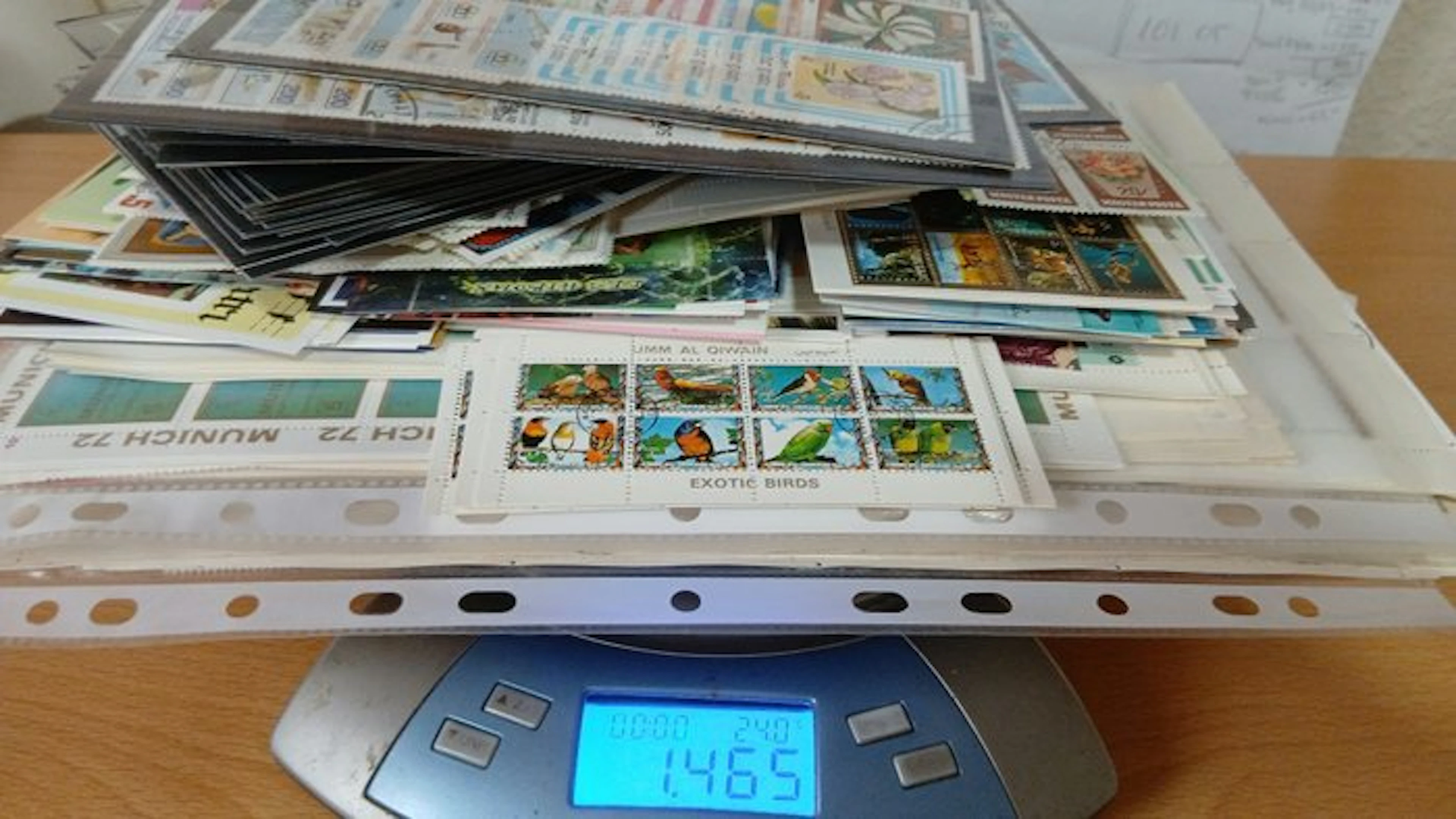 World 1960/2015 - Philatelic Lot of +750 Pieces | Mini sheets
