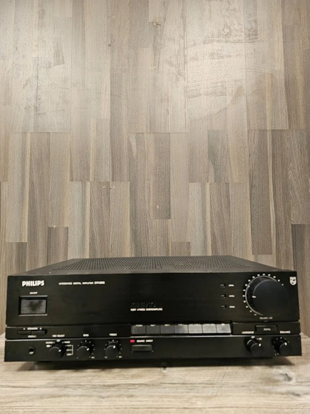 Philips - DFA 888 Solid state integrated amplifier