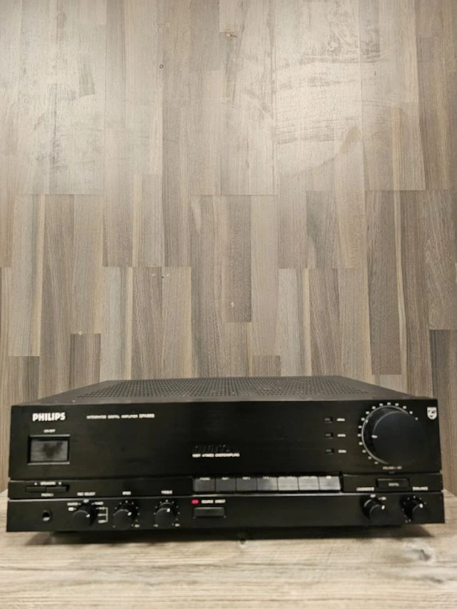 Philips - DFA 888 Solid state integrated amplifier