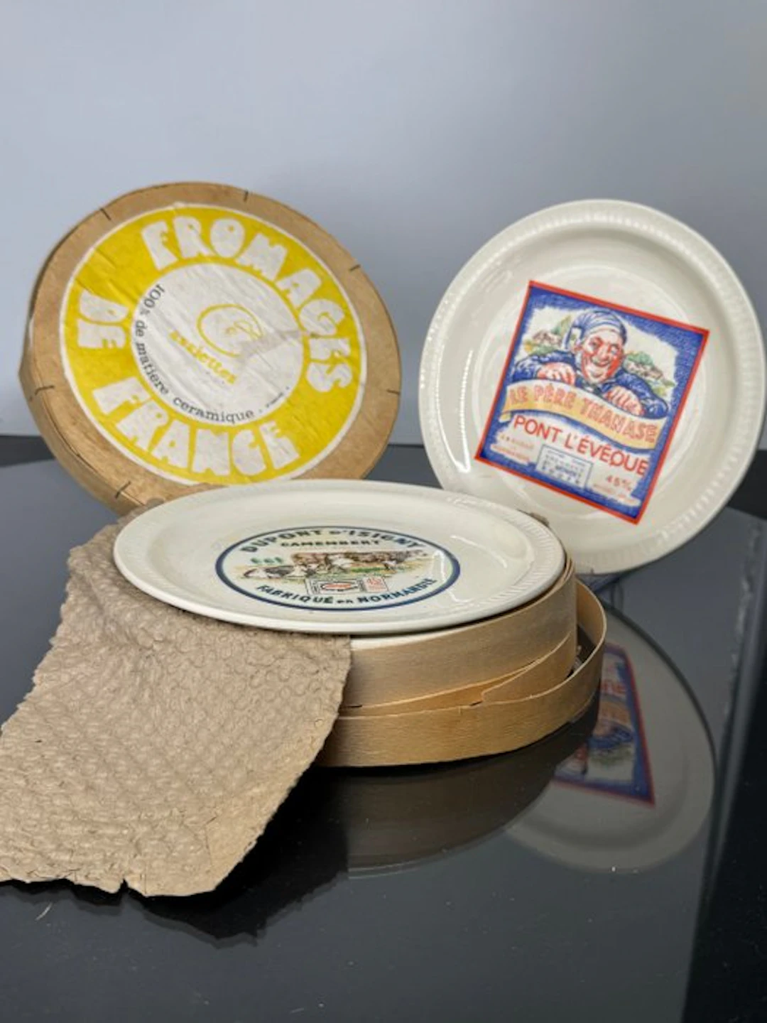 Saint Amand - Serving plate (6) - Earthenware - Cheese plates