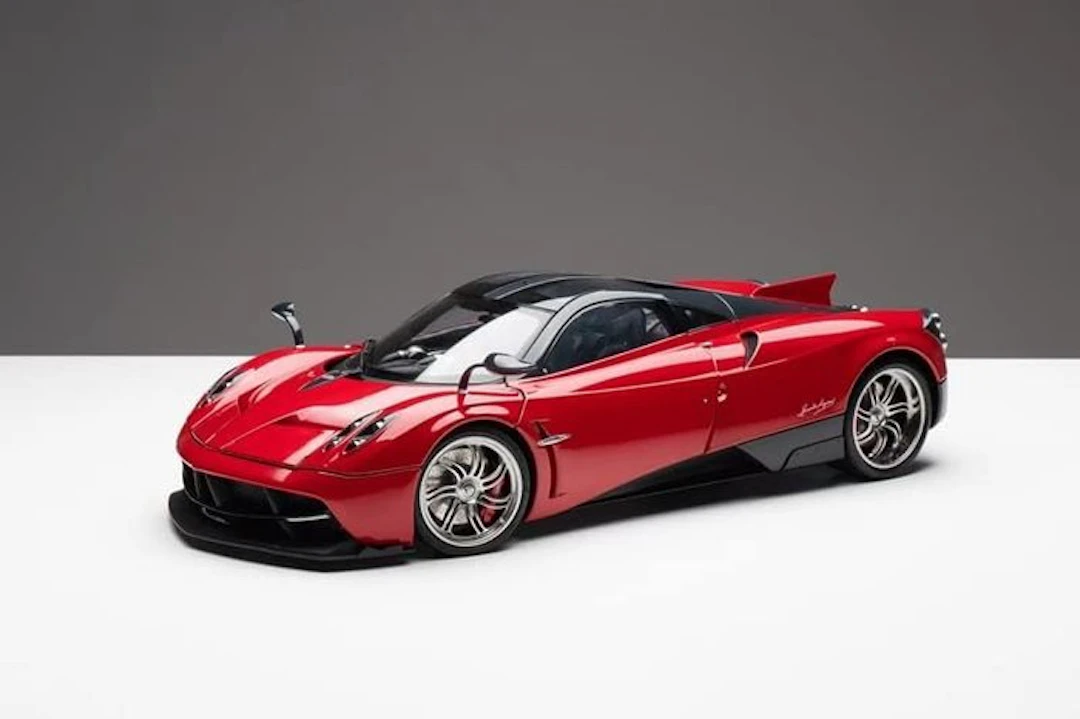 Kengfai 1:12 - Model car - Pagani Huayra Dinastia – Pearl Red