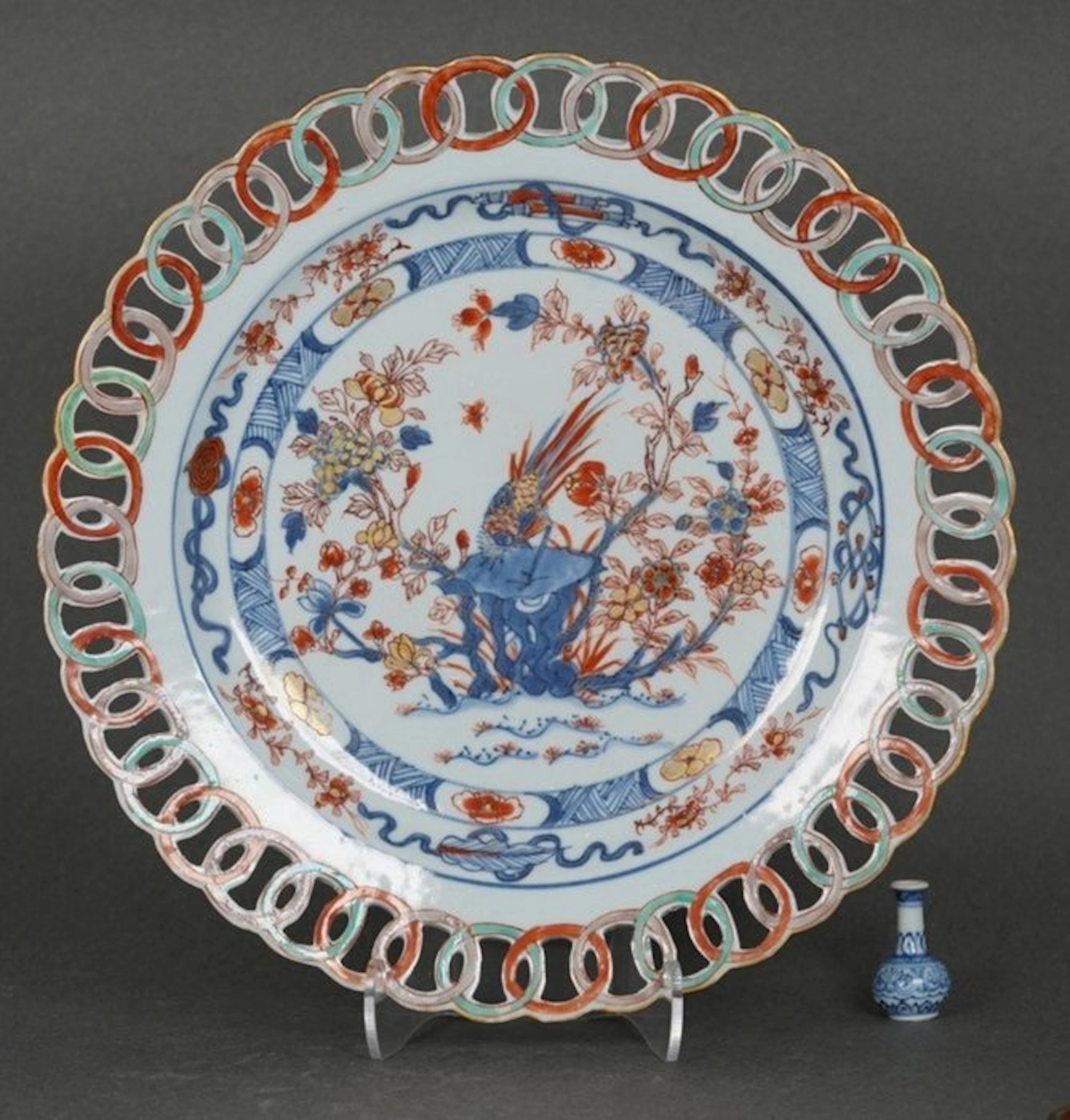 Dish with pheasant and openworked edge