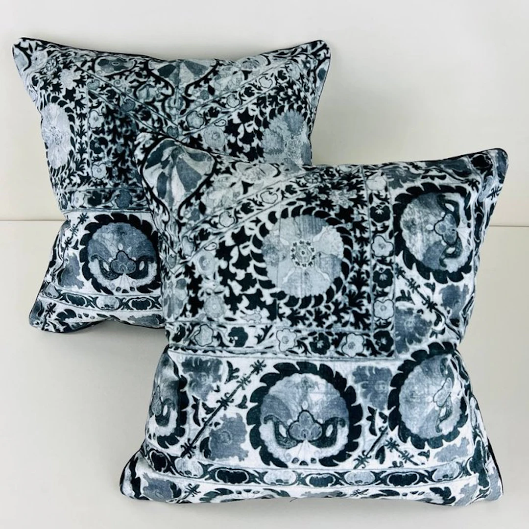 ANDREW MARTIN - New set of two - Cushion