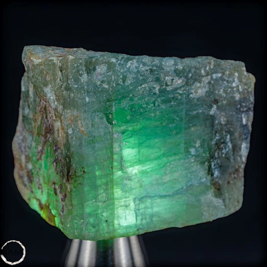 Natural Grandidierite crystal – Rare rarity with intense...