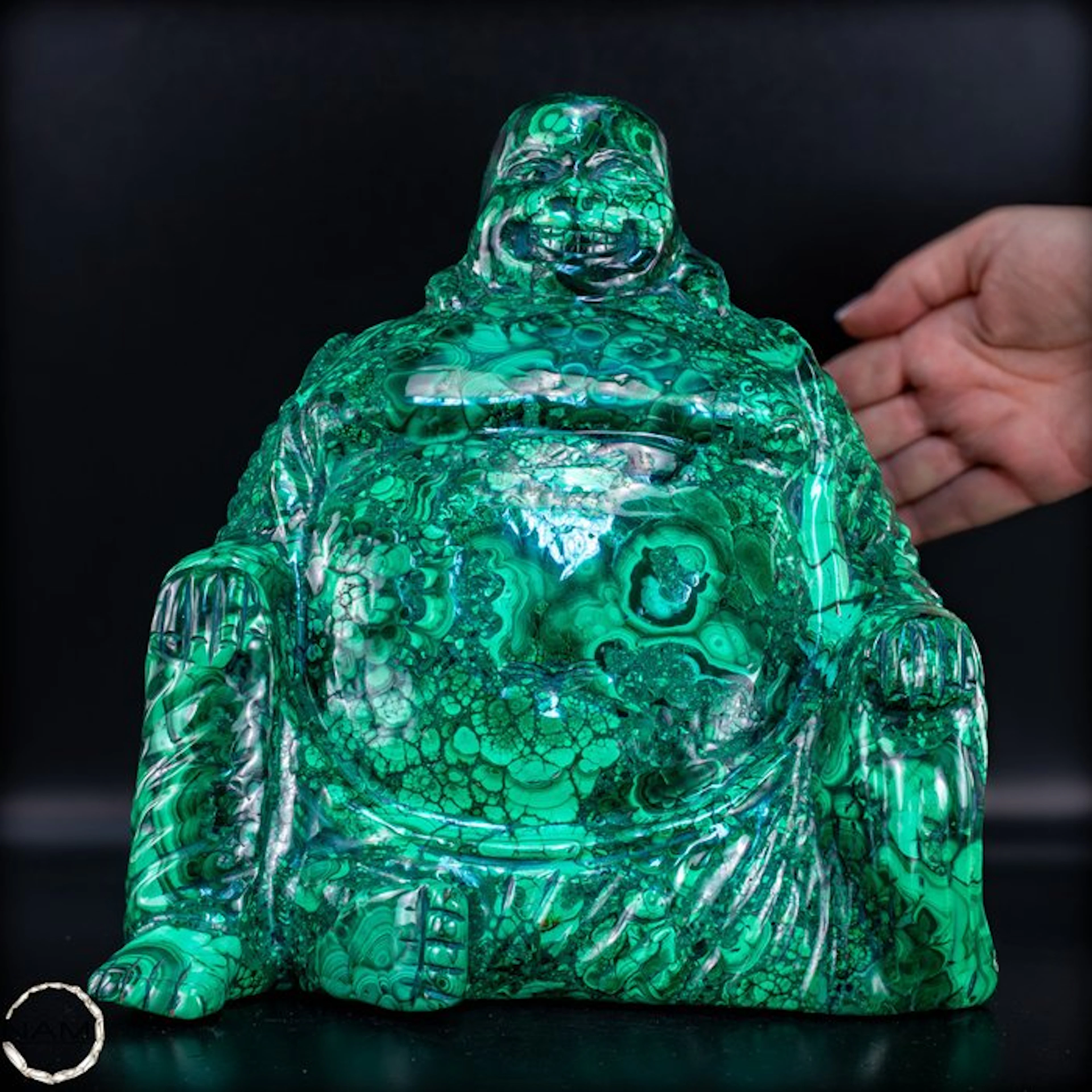 Malachite Buddha sculpture weighing 18.8 kg in...
