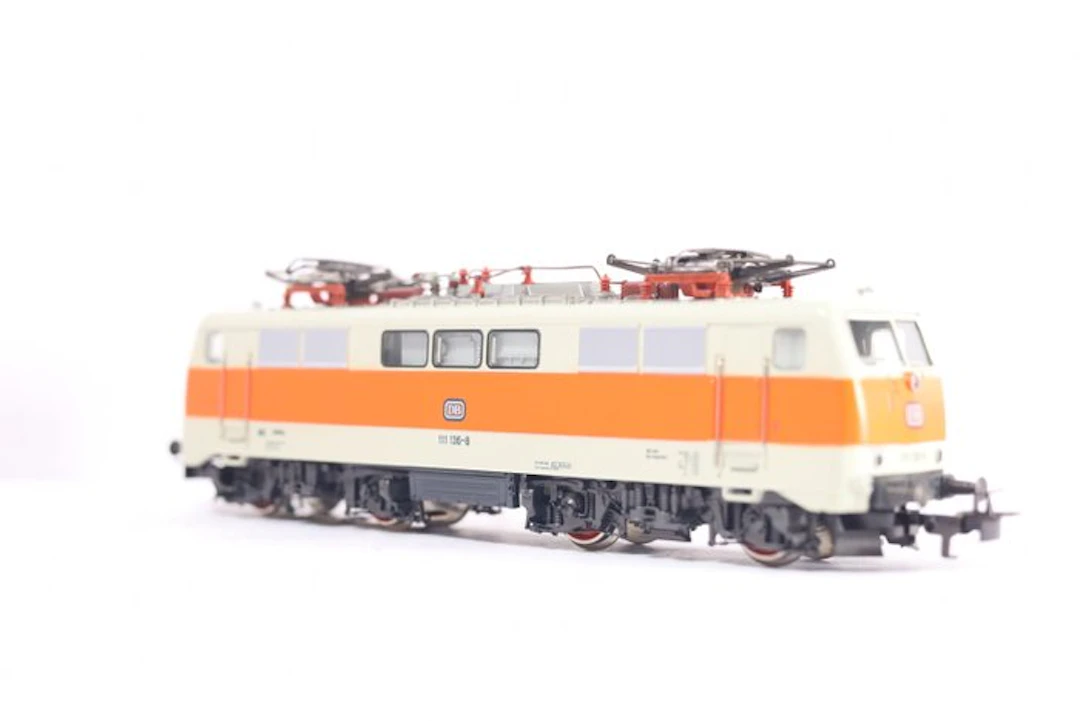 Märklin H0 - 3155 - Electric locomotive (1) - BR 111, S-Bahn - DB