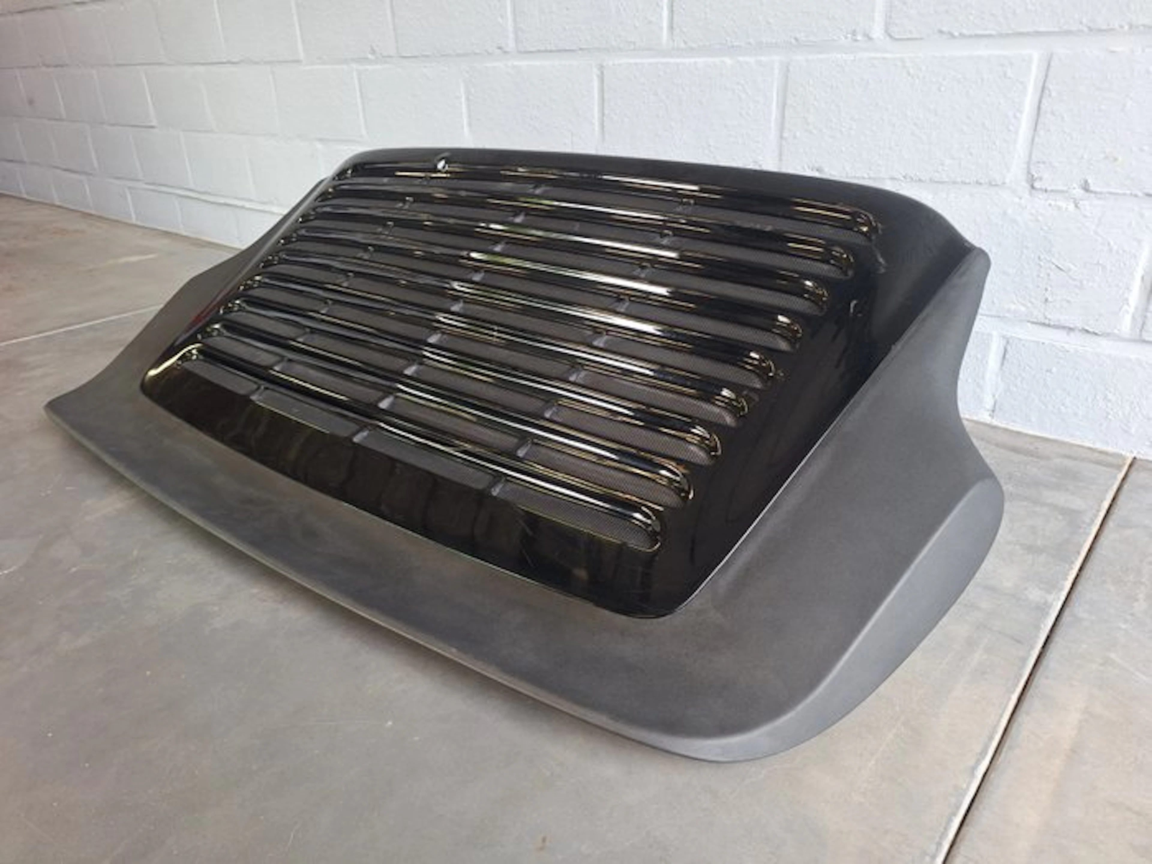 Car part (1) - Porsche - Whale tail Turbo - 1980-1990