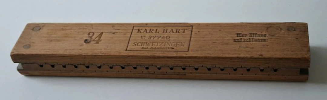 Karl Hart - Cigar box - Wood, Metal - Karl Hart cigar No. 37740