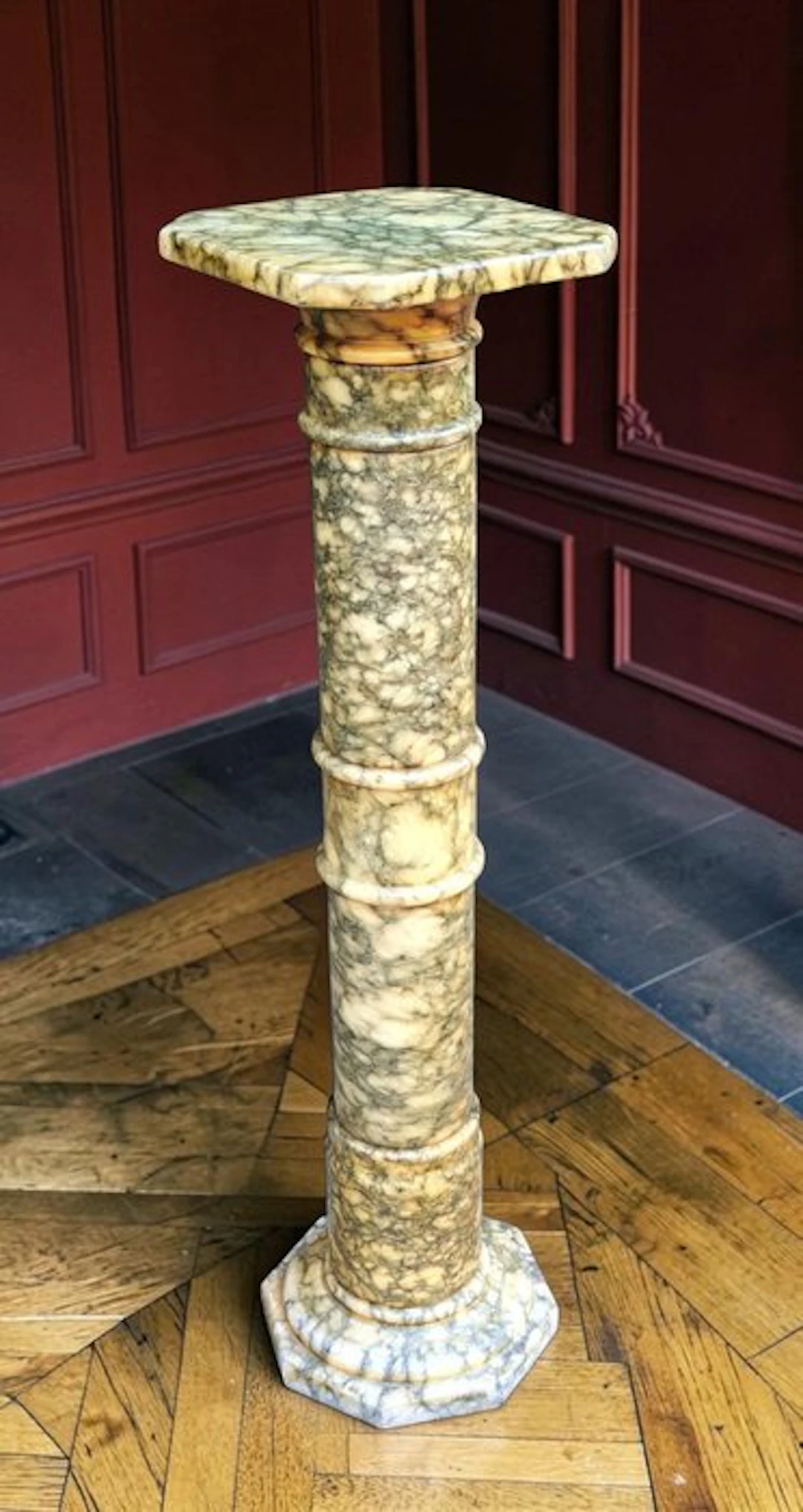 Neoclassical Style Column - 1910-1920 - Floral Alabaster