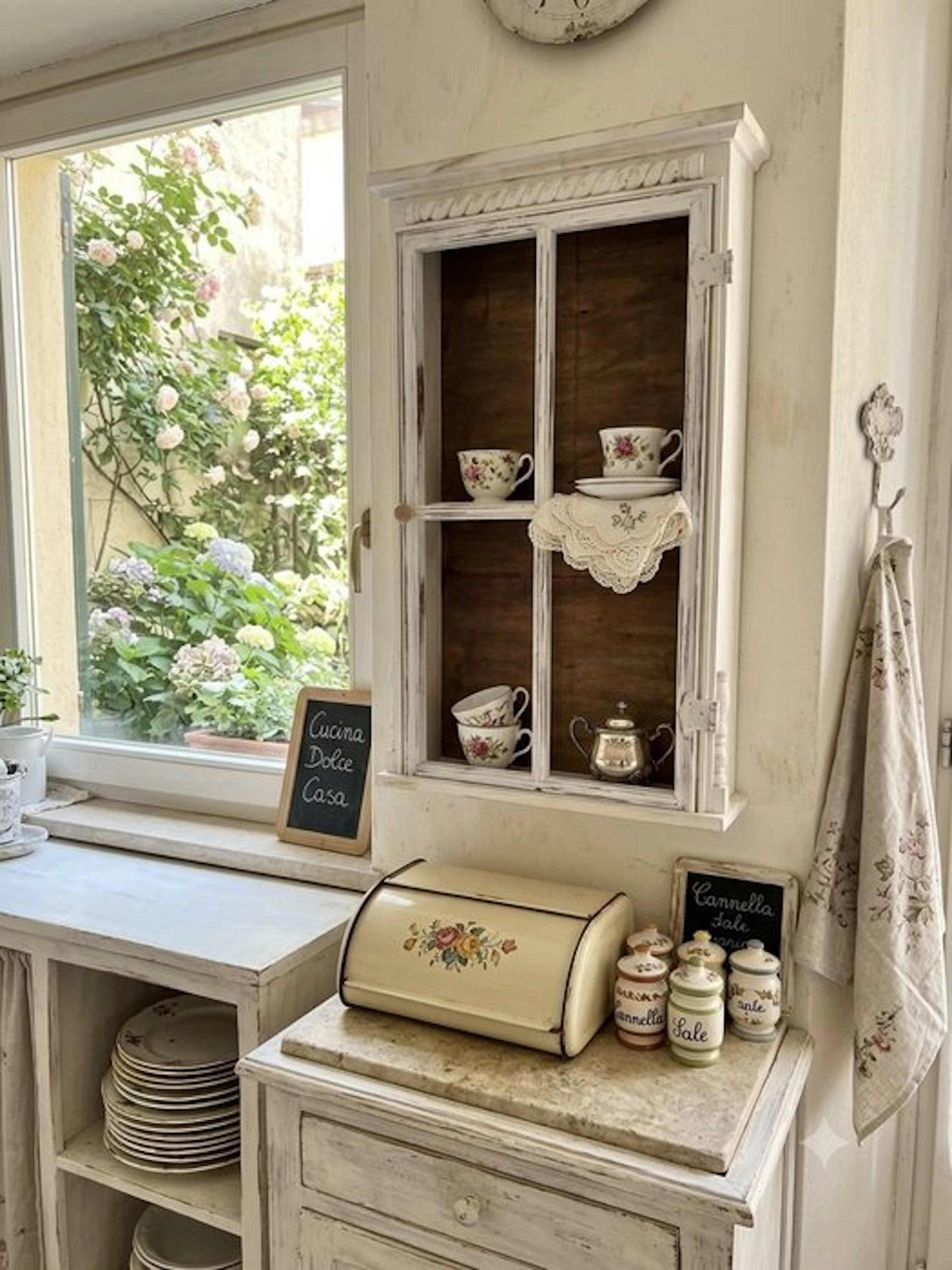 Display case - Wood