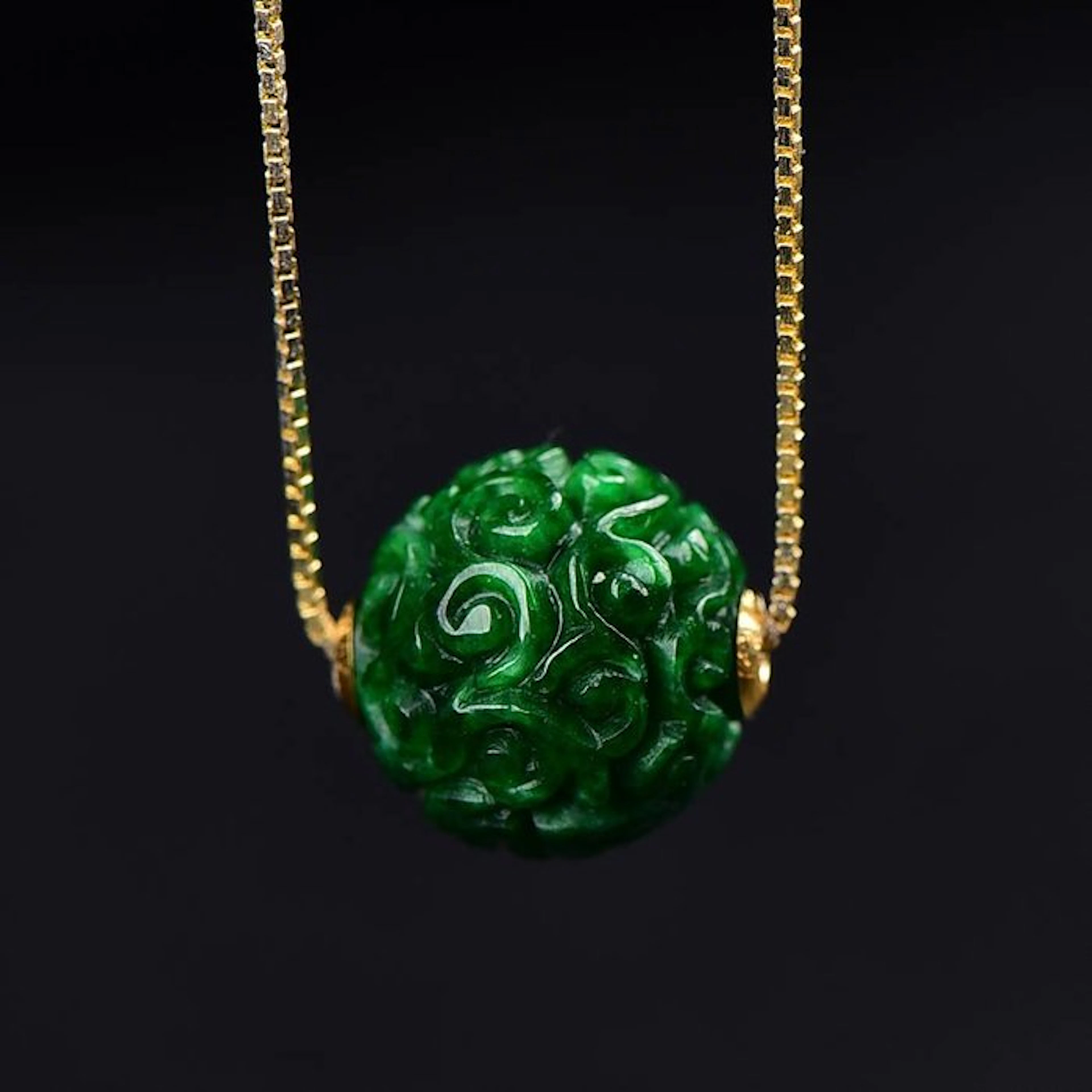 ALGT Certified - Masterful Natural Jadeite Jade Pendant - A vivid color