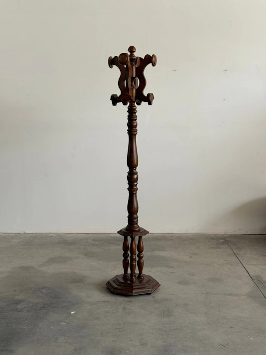 Coat rack - Wood - Italy - Classic Style (No reserve price)