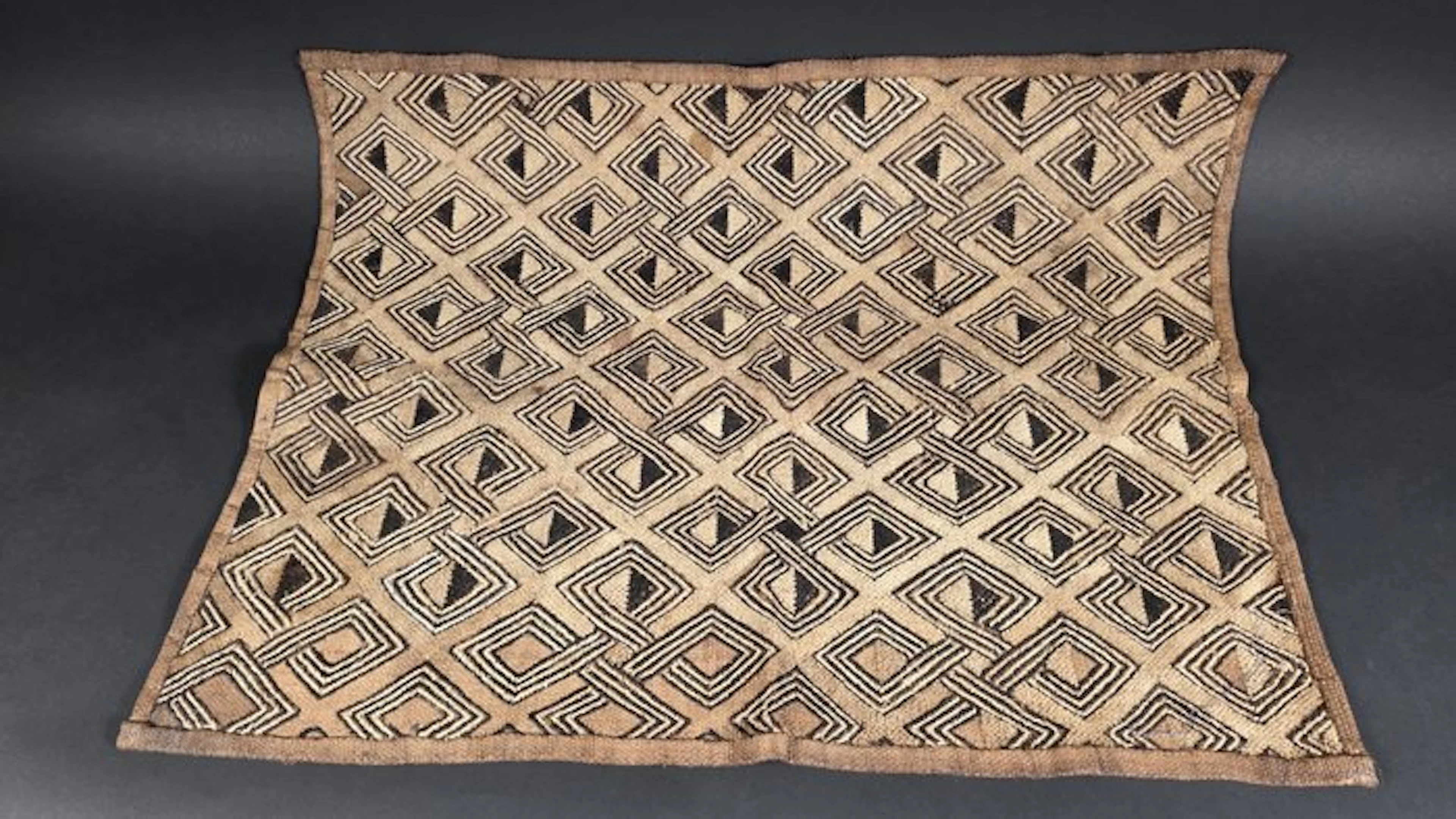 Raffia fabric - Shoowa-Kuba - DR Congo (No reserve price)