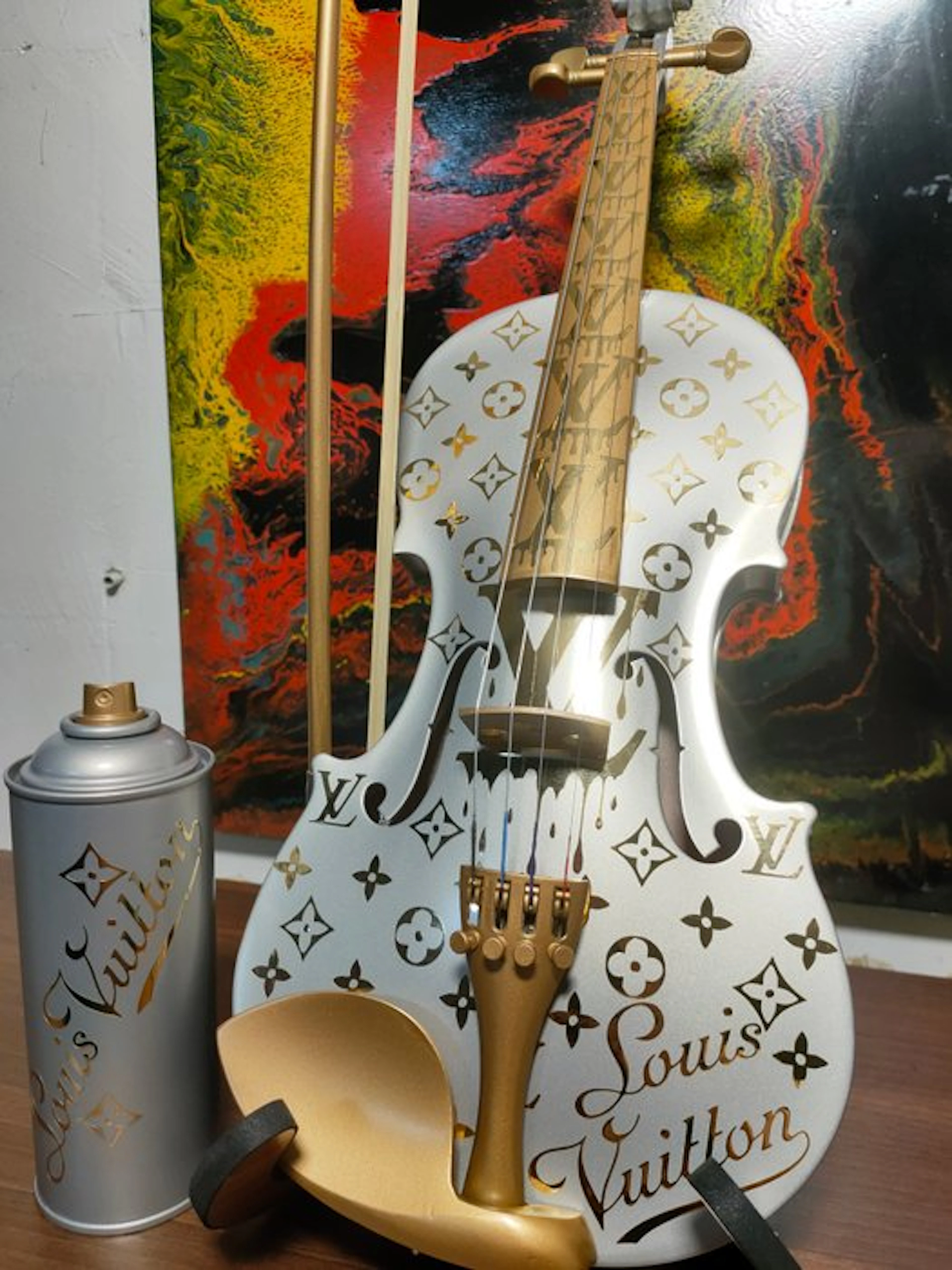 fp pop art - Louis Vuitton Violon et Capsule luxury gris...