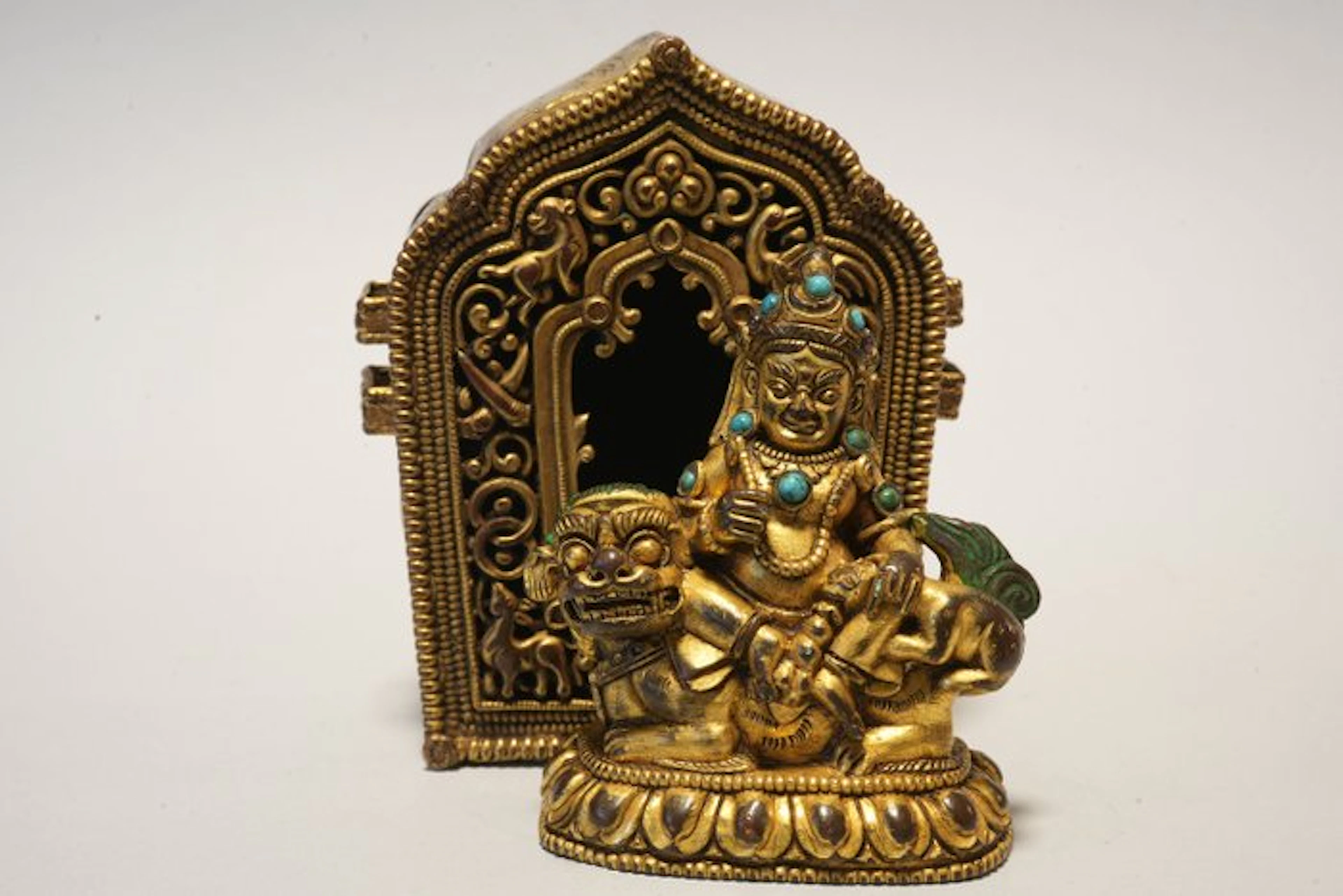 Qing Dynasty Ghau Box with Gilt-Bronze Arhat Riding a Lion