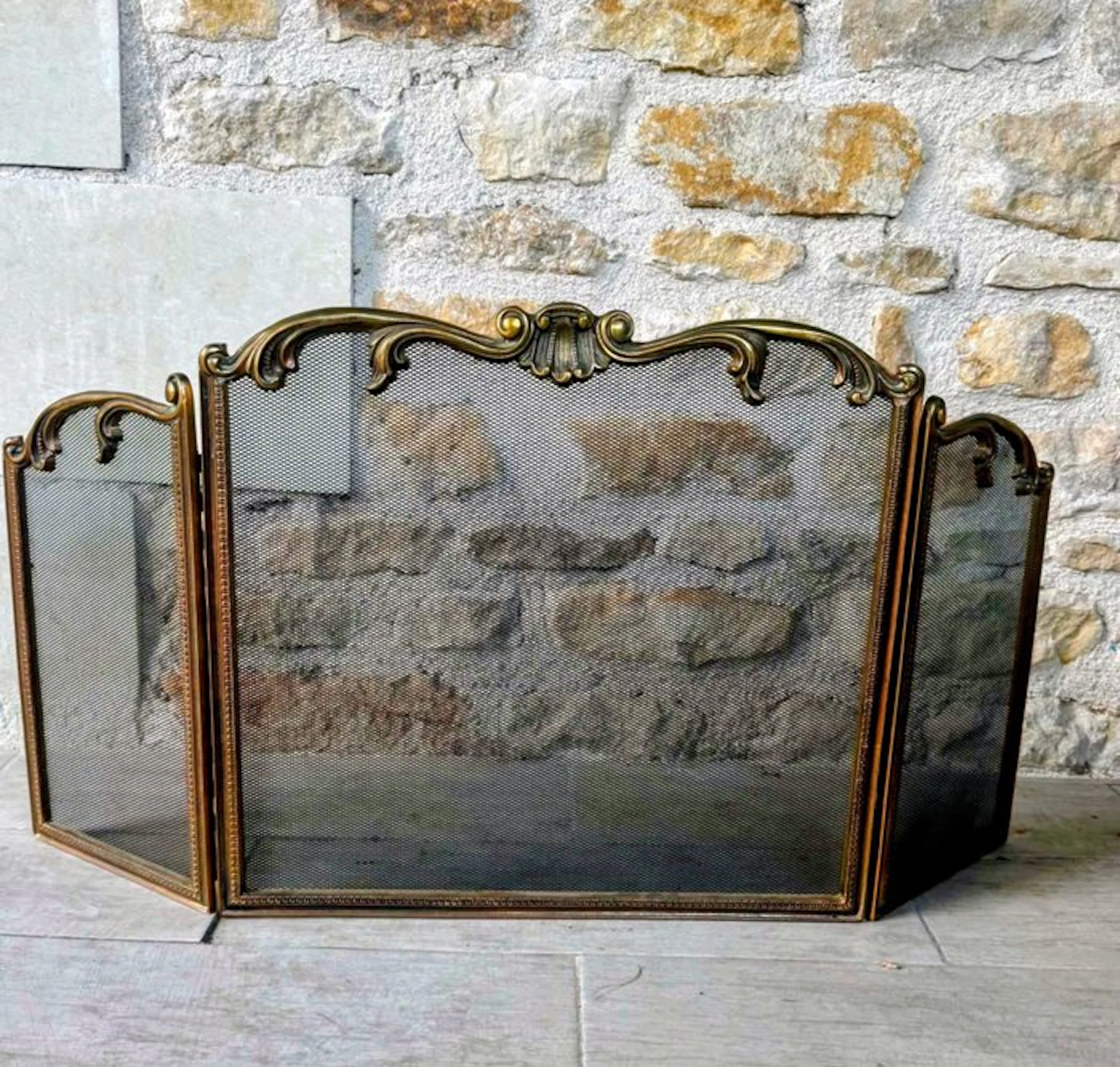 Fireplace accessory - Brass - Louis XV Style Firewall