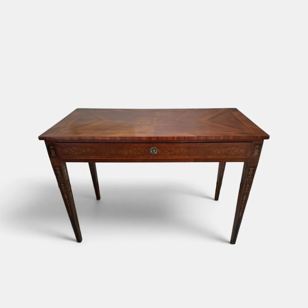 Centre table - Wood