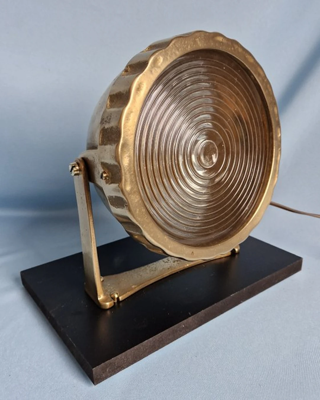 Ship lamp / searchlight - Brass, Bronze