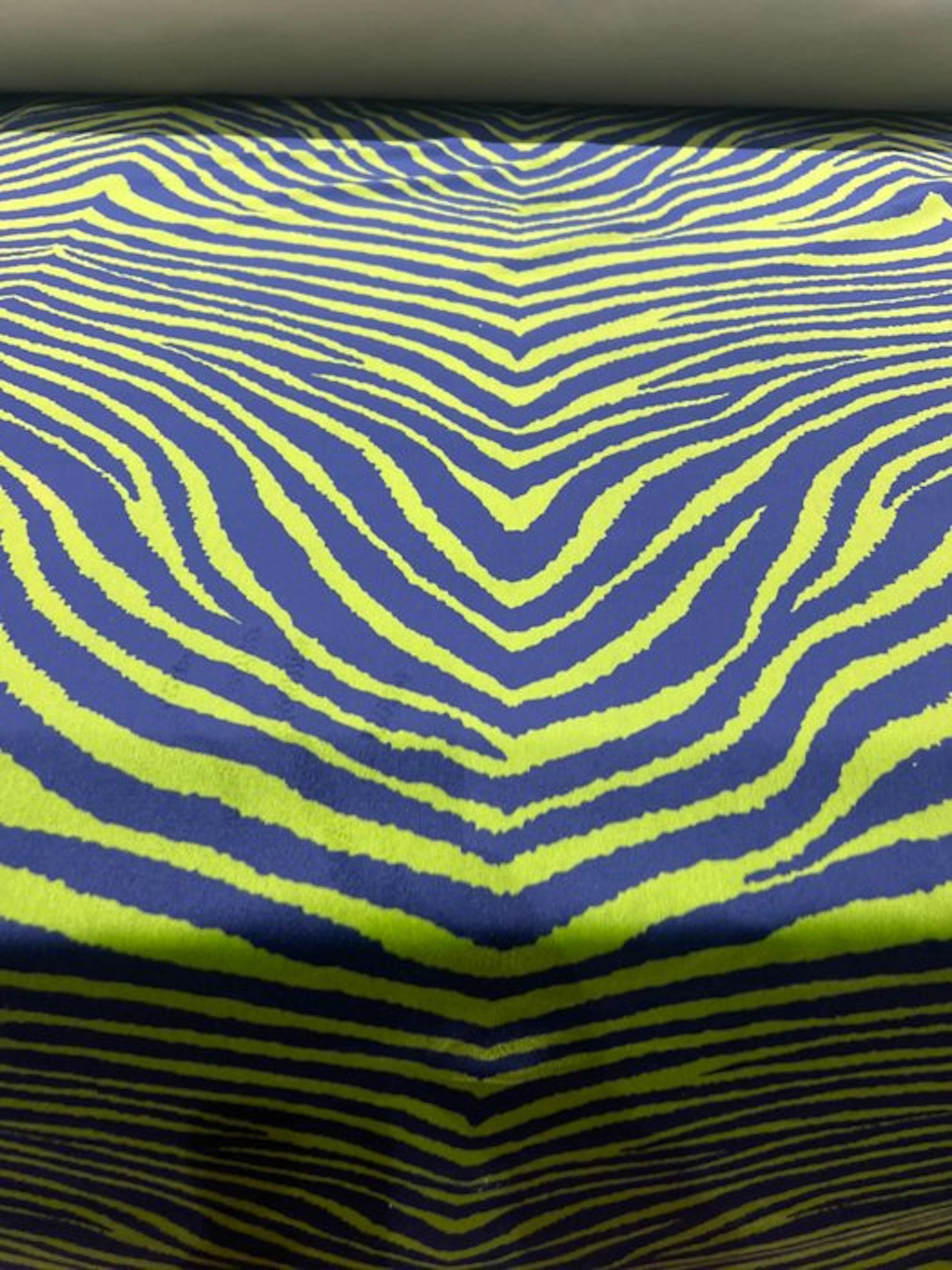 Textile - 600 cm - 140 cm - zebra velvet