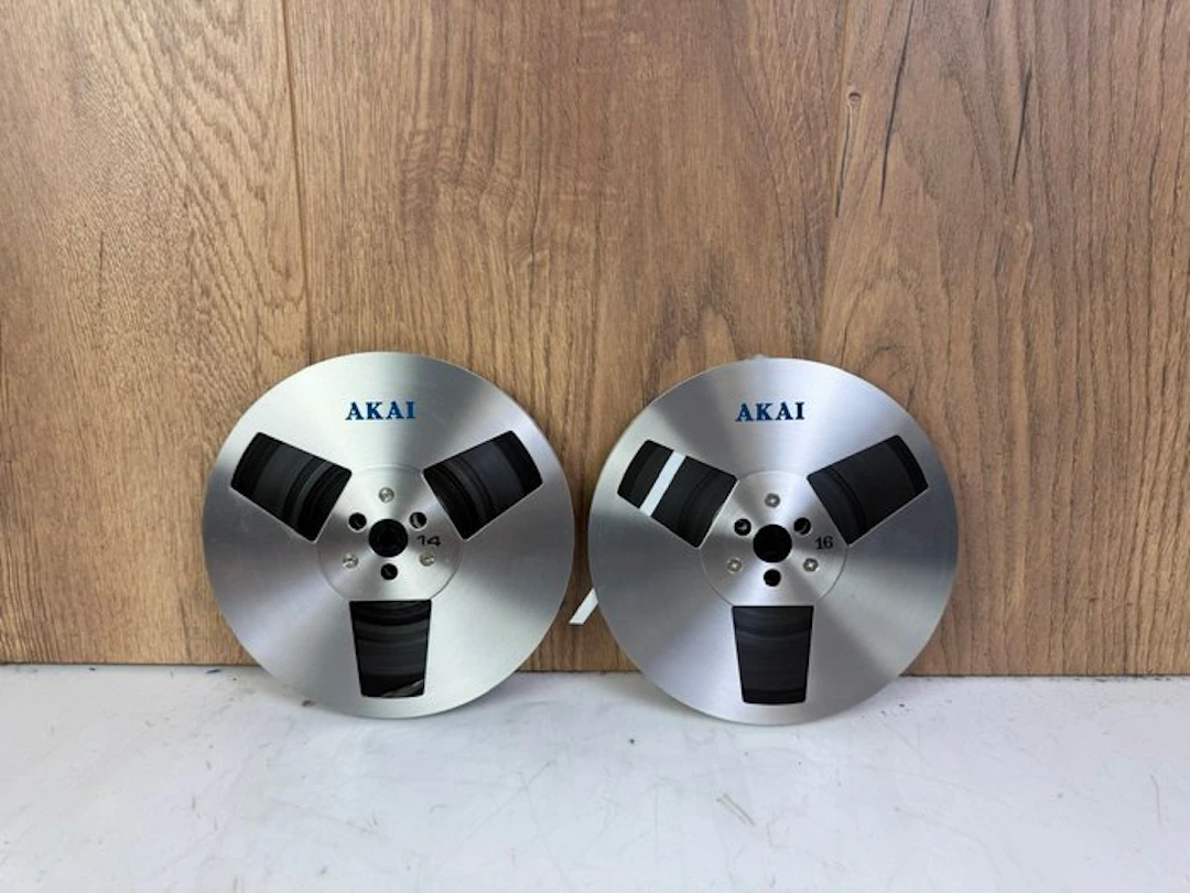 Akai - 18 CM Metal Reels Reel to reel audio