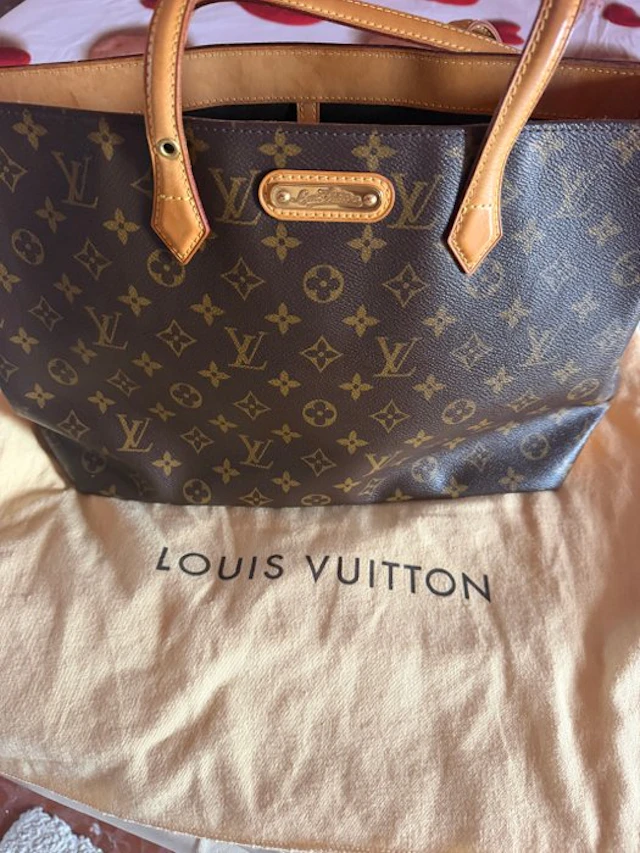Louis Vuitton - Shoulder bag