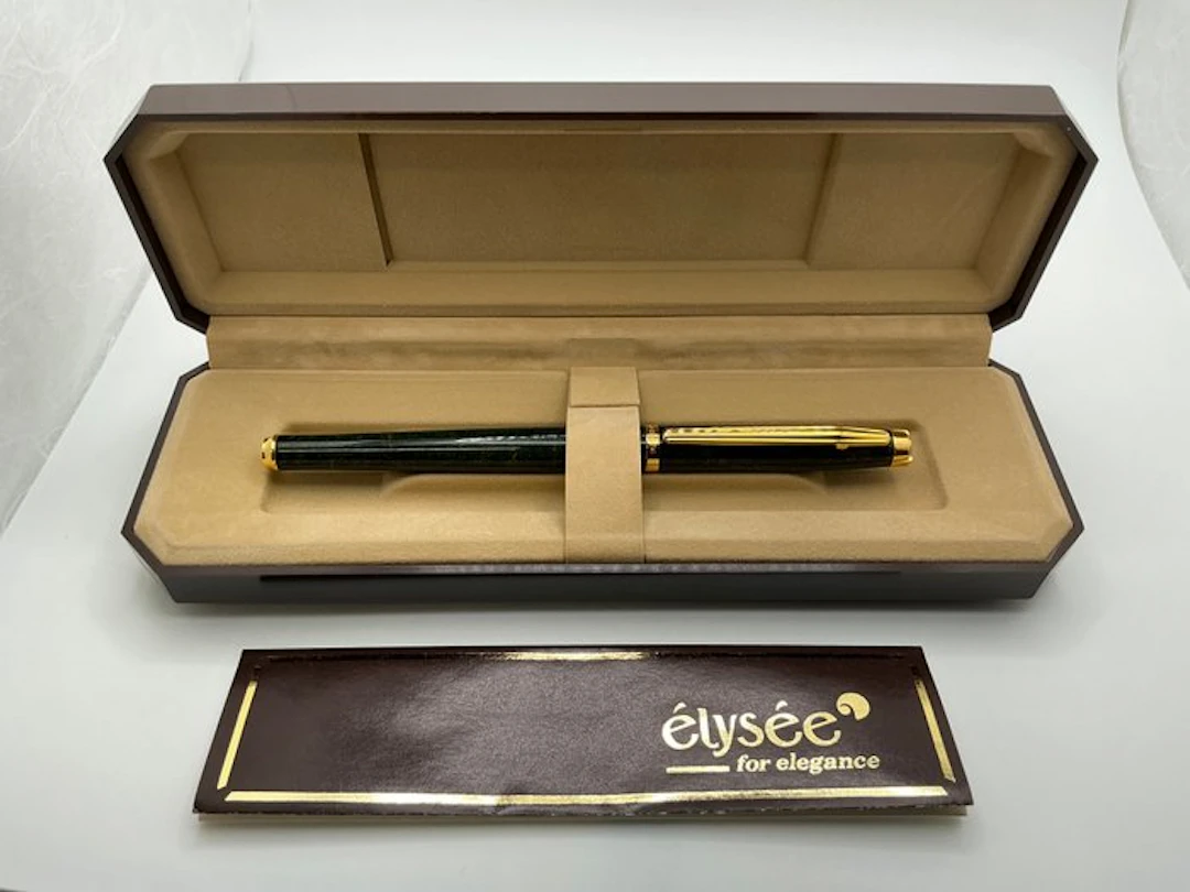 Elysee - Lyric - Laque Green - No reserve price - Fountain pen