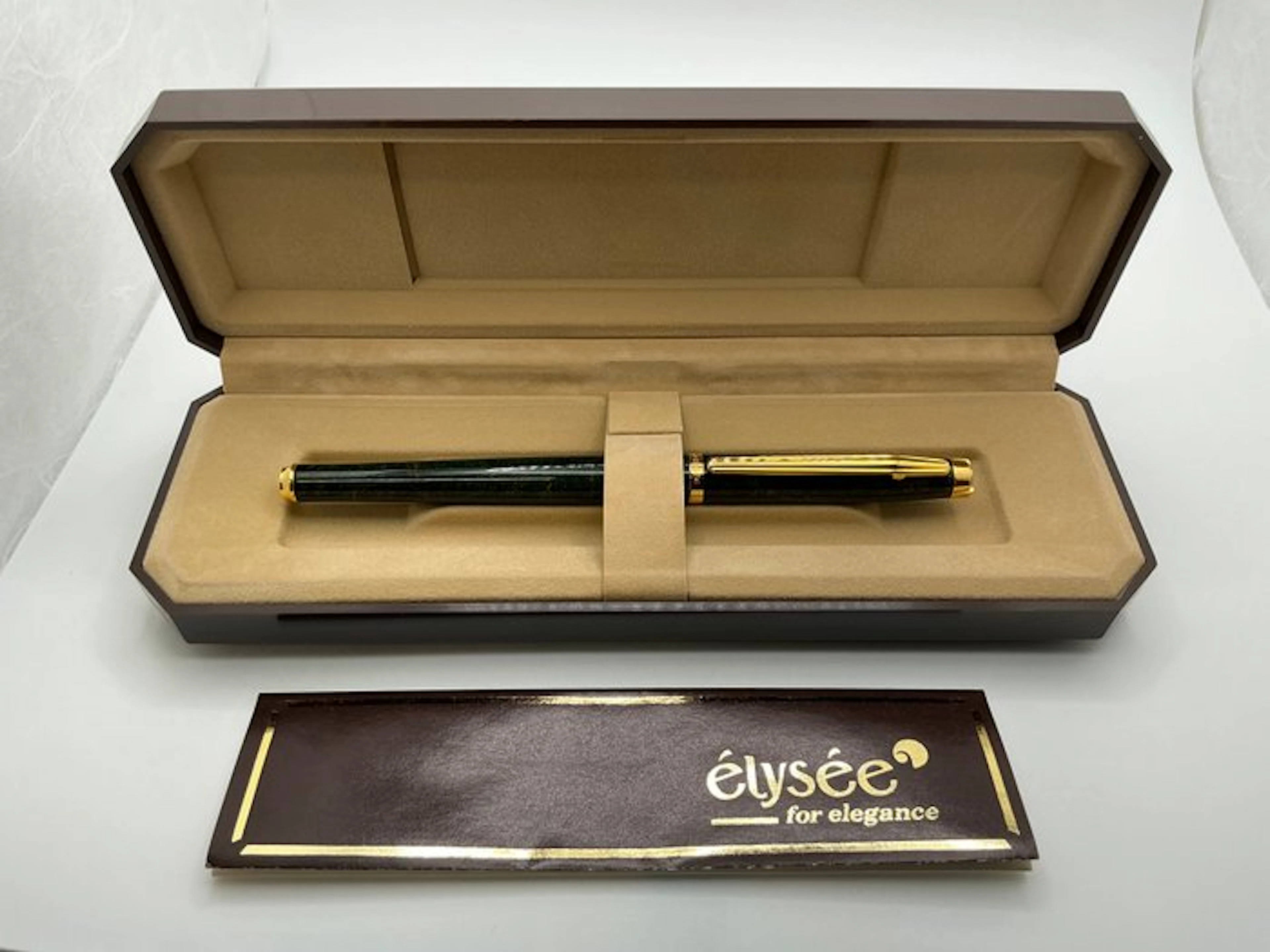 Elysee - Lyric - Laque Green - No reserve price - Fountain pen