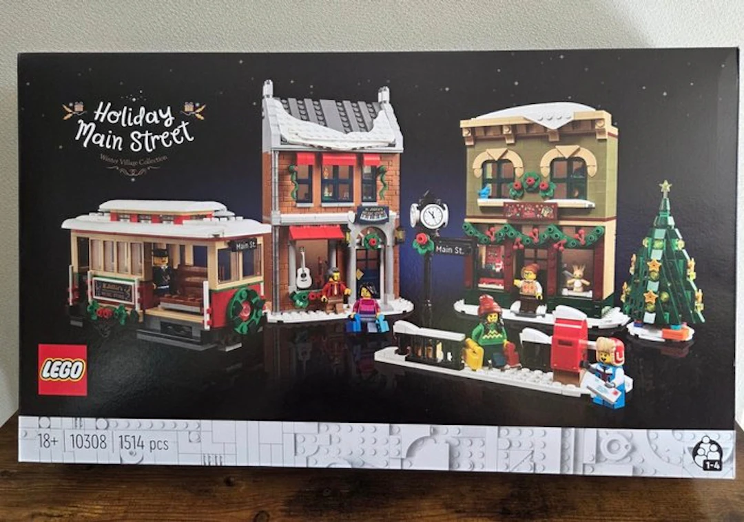 LEGO Set - 10308 - Winter Village, Seasonal - Holiday Main Street